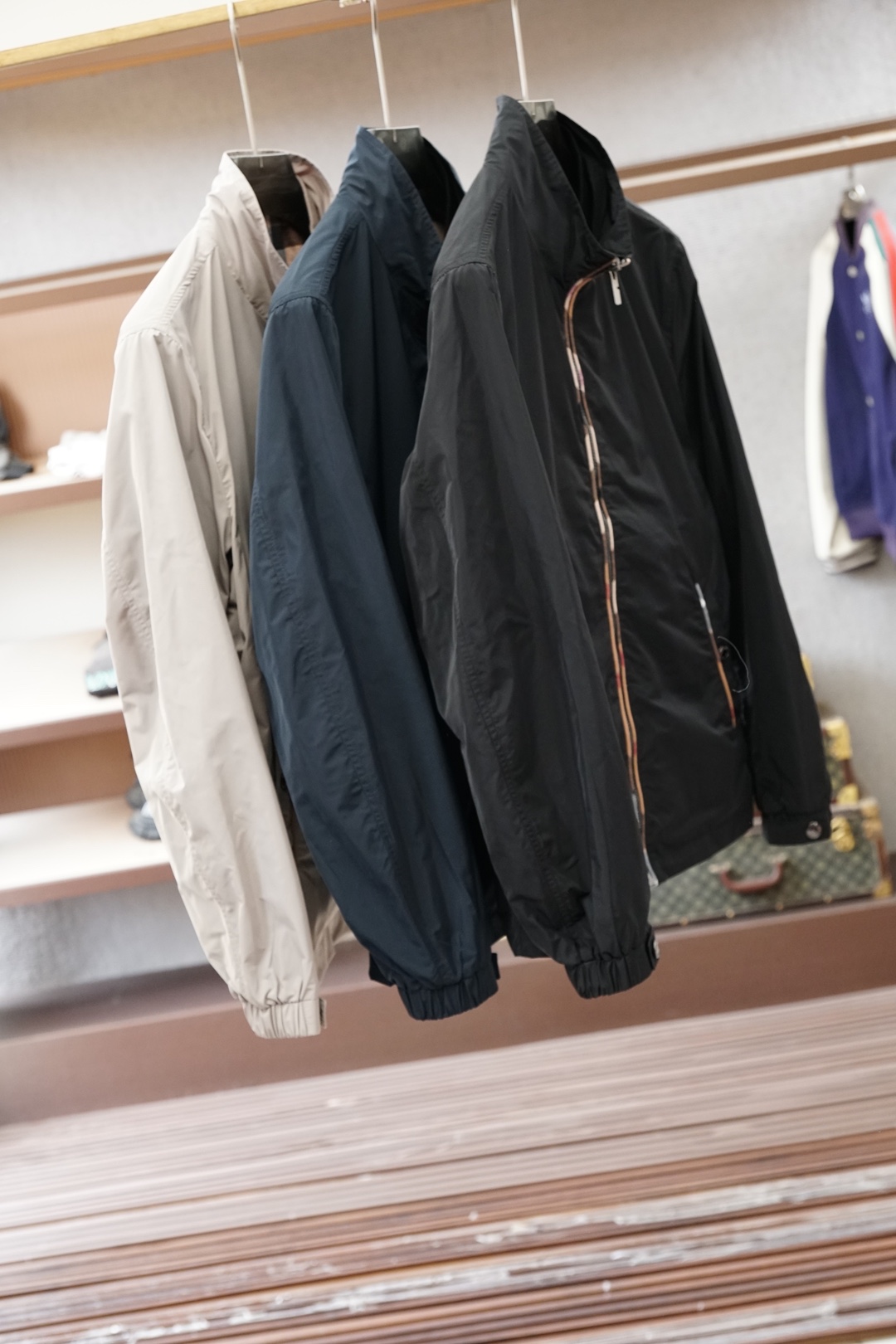 BBR-巴宝莉/Burberry 26早春新款发布🌸🌸巴宝莉翻领夹克外套，春季爆款外套，格子内里，战马刺