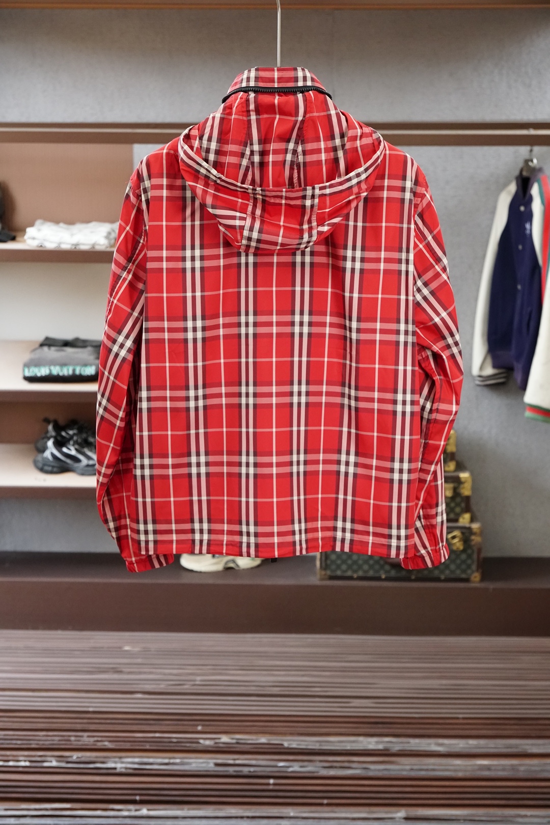 B BR巴宝莉-2026早春新款外套，官网1.1顶级打造，细节面料，五金，1.1开模定做；浅色连帽不挑身