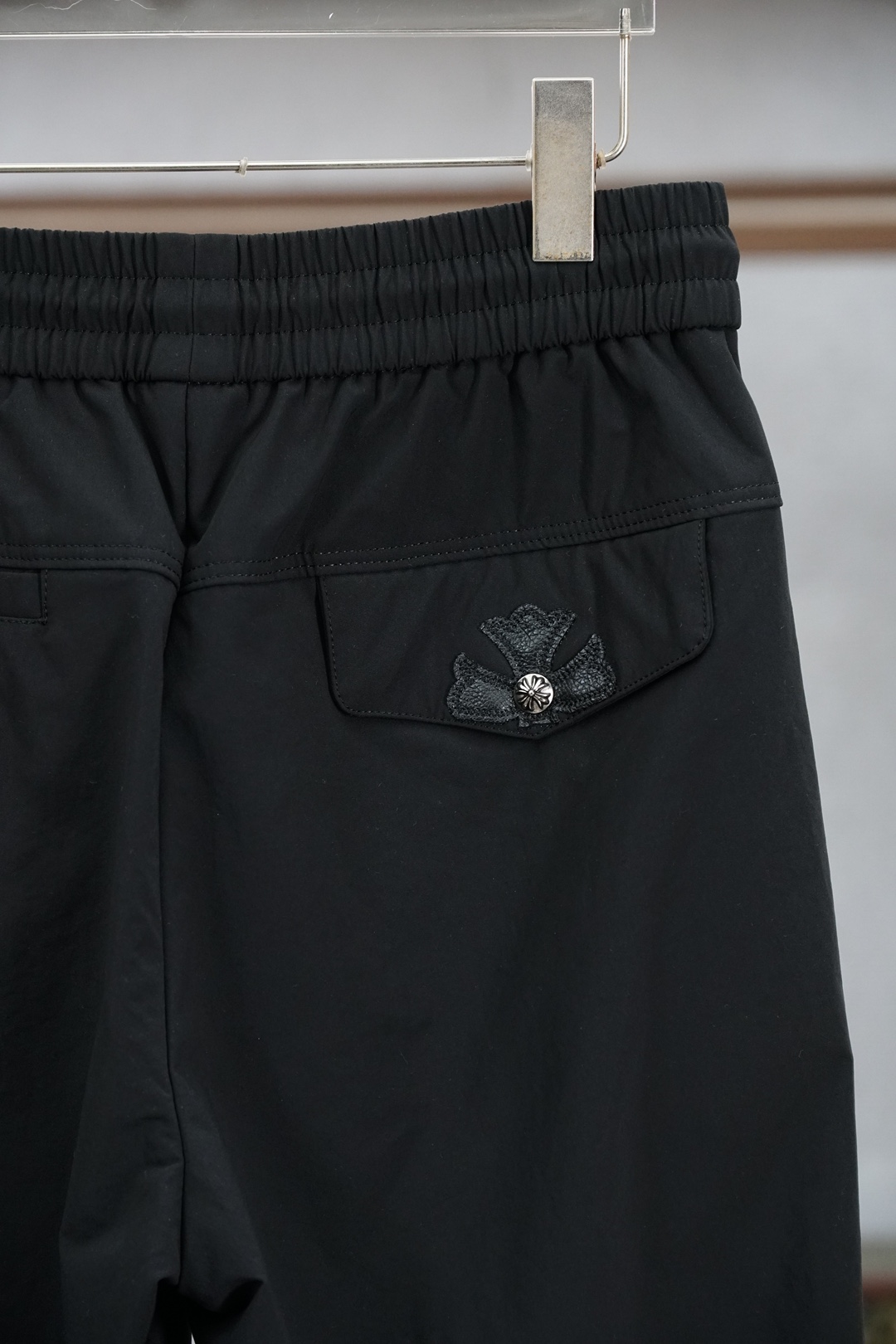 🌟🌟 克罗心👄 夏款男士休闲裤👍细棉加氨纶面料休闲裤，最新款上身版型无敌正！绝对可以闭眼收的一款此款裤子