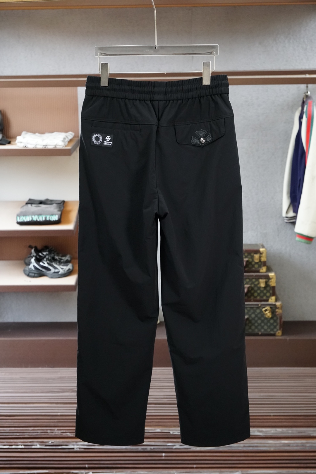 🌟🌟 克罗心👄 夏款男士休闲裤👍细棉加氨纶面料休闲裤，最新款上身版型无敌正！绝对可以闭眼收的一款此款裤子