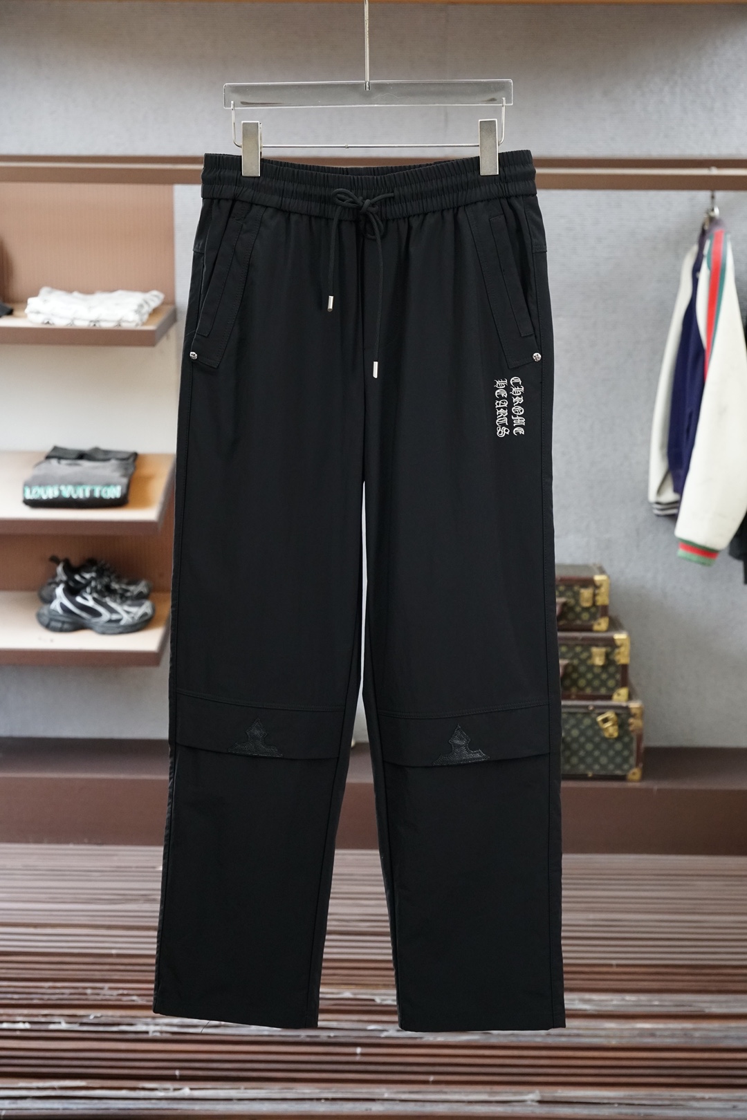 🌟🌟 克罗心👄 夏款男士休闲裤👍细棉加氨纶面料休闲裤，最新款上身版型无敌正！绝对可以闭眼收的一款此款裤子