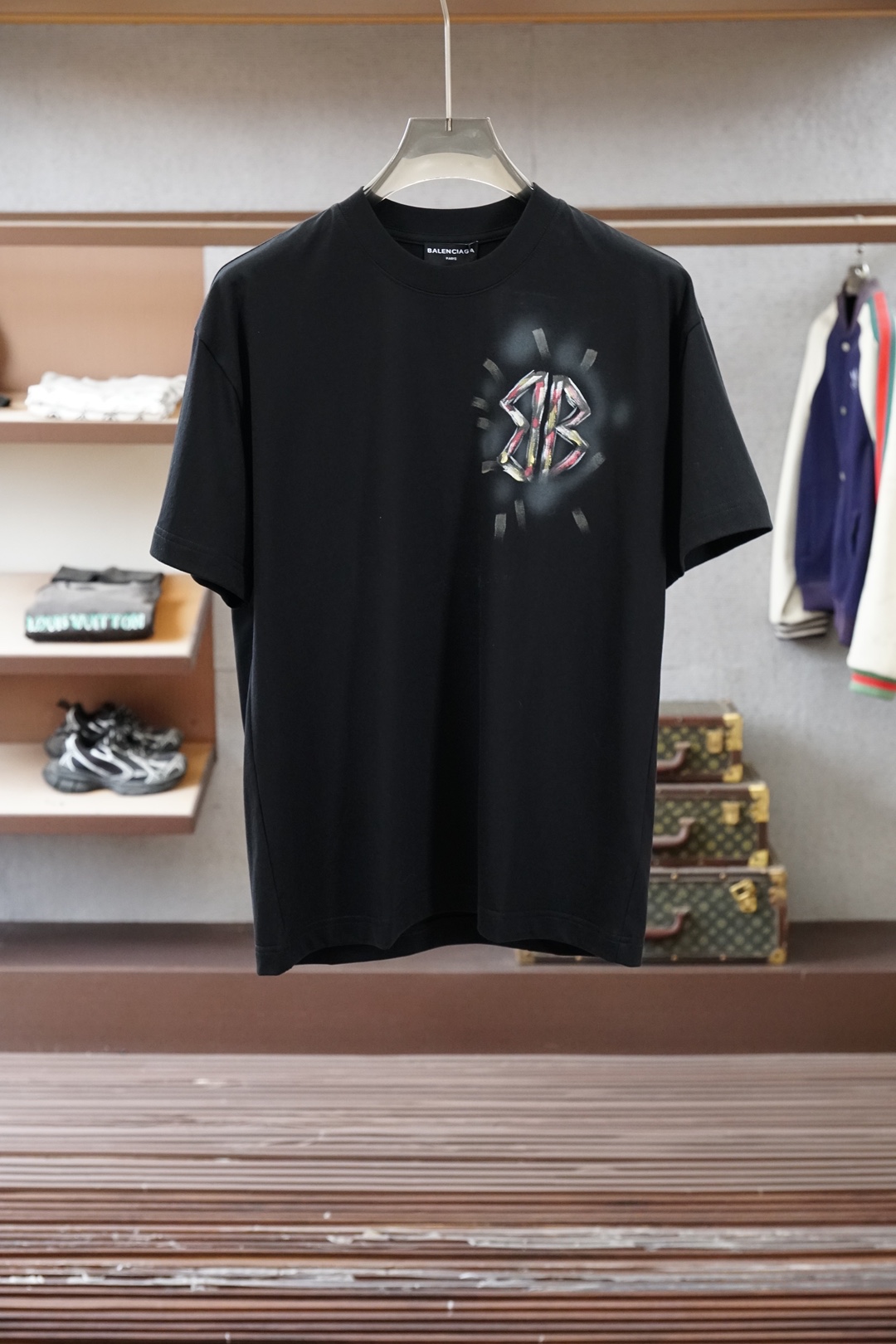 巴黎世家/2026春夏新款短袖，🦋📟🪆🌹🖖一贯的好版型 进口原版超细进口柔软丝光棉。面料柔软 弹性细腻 