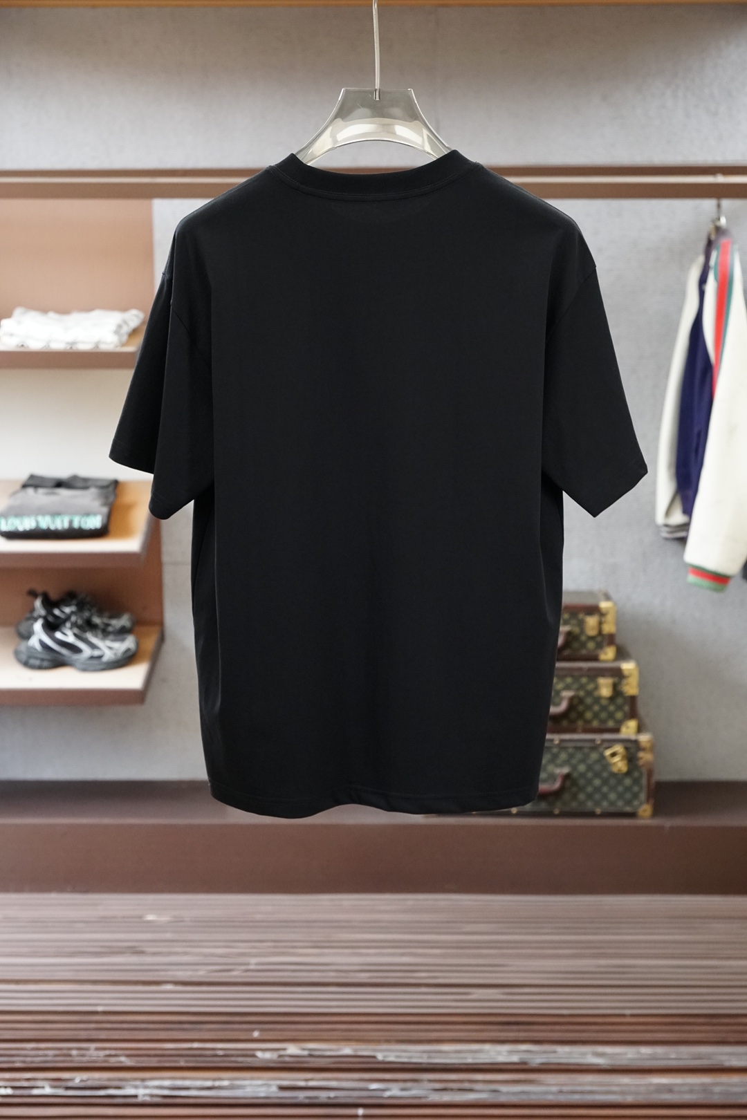 蒙口/2026春夏新款短袖，通勤百搭帅气的圆”领🦋📟🪆🌹🖖一贯的好版型 进口原版超细进口柔软丝光棉。面料