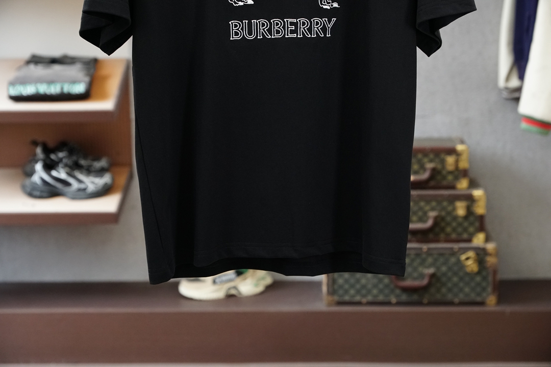 BBR巴宝莉/2026春夏高级成衣圆领短袖打底衫 🦋📟🪆🌹🖖一贯的好版型 进口原版超细进口柔软丝光棉。面