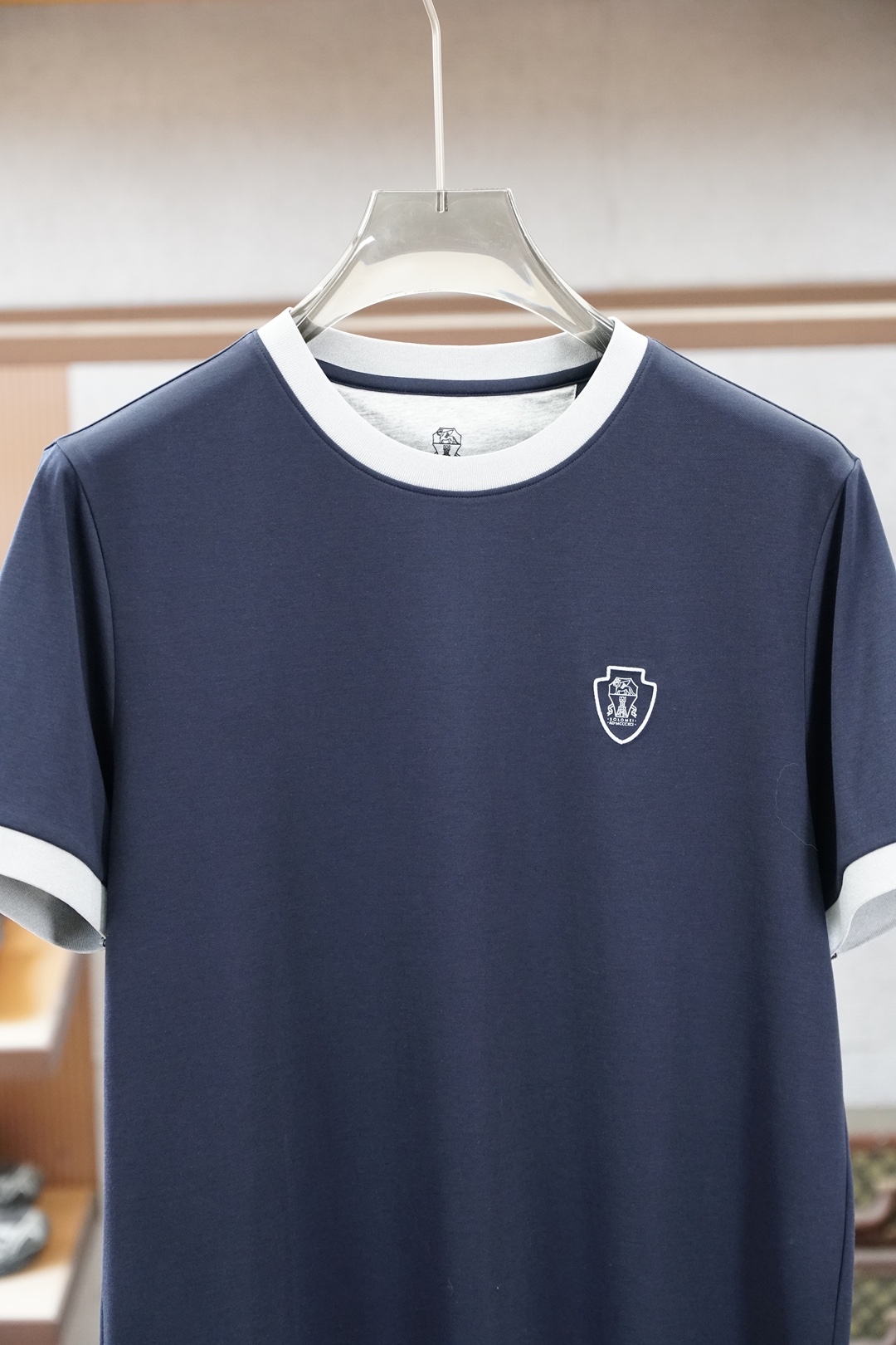 BC，SS26春夏新品小胸前字母印花短袖T恤设计彰显品牌辨识度，采用高支数高密度80支双股丝光棉，上身舒