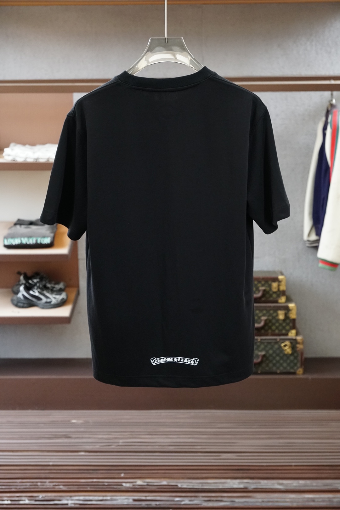 克罗心/春夏系列新品🇨🇳🪆💋🖖🍌男士丝光平纹棉质短袖T恤，这款短袖体恤采用柔软的丝光面料制成，标准版型裁