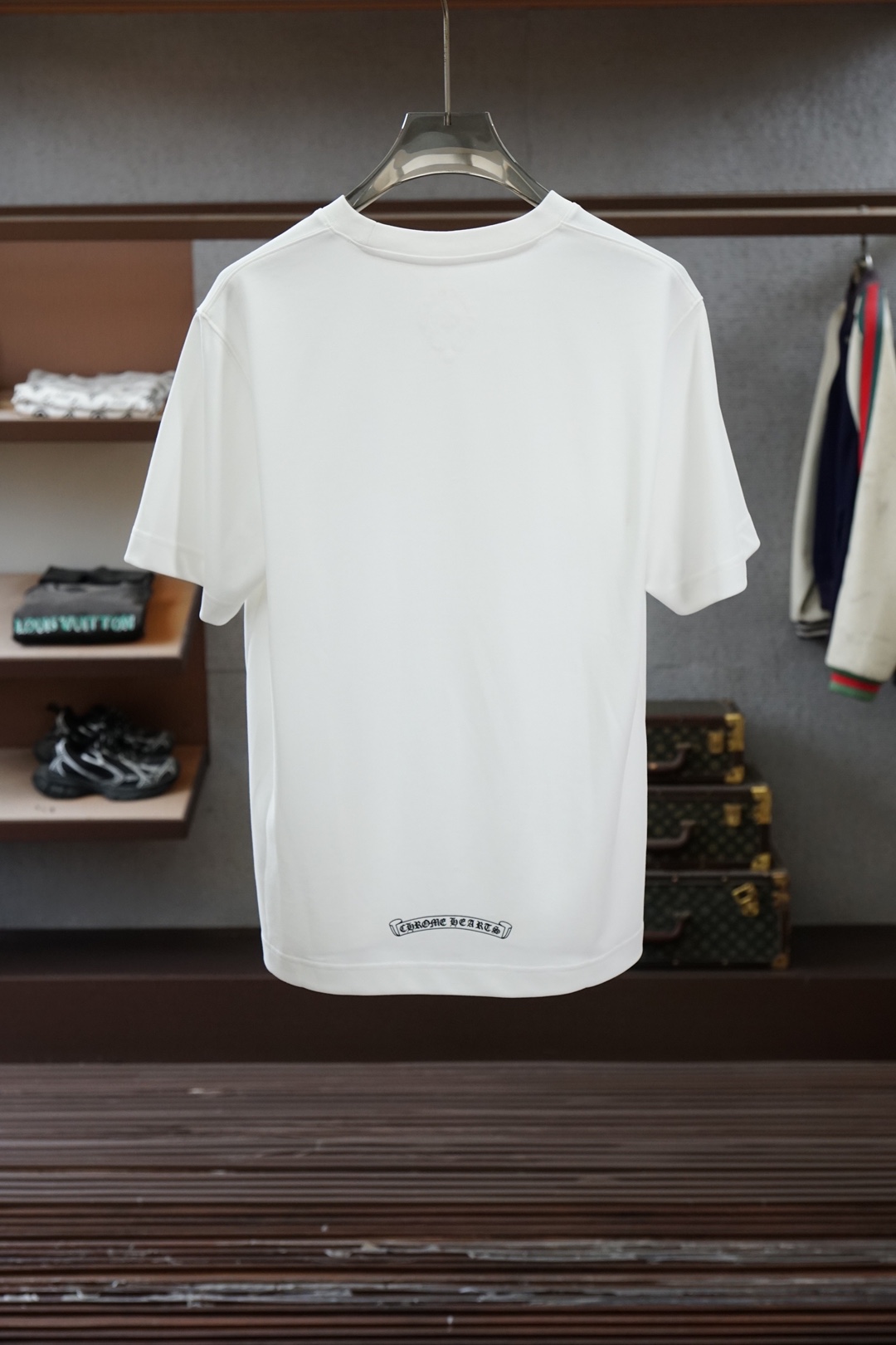 克罗心/春夏系列新品🇨🇳🪆💋🖖🍌男士丝光平纹棉质短袖T恤，这款短袖体恤采用柔软的丝光面料制成，标准版型裁