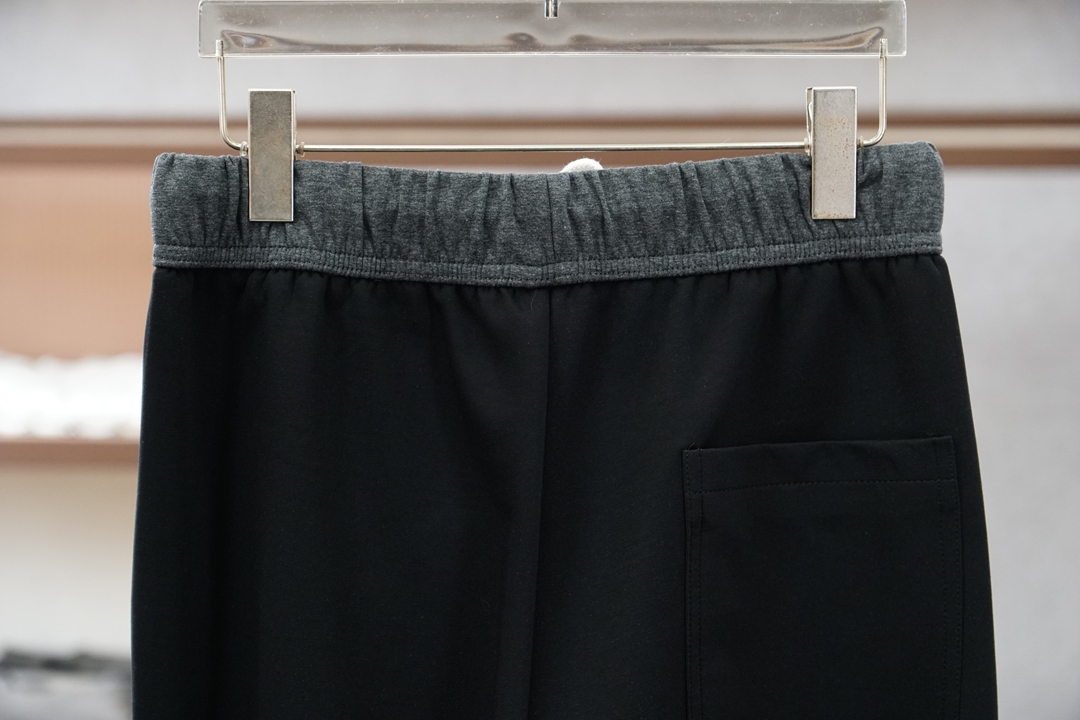 0欧跑/2026早春直筒裤🌟🌟男士精品休闲裤.意大利🇮🇹进口面料，最新款上身版型无敌正!绝对可以闭眼收的