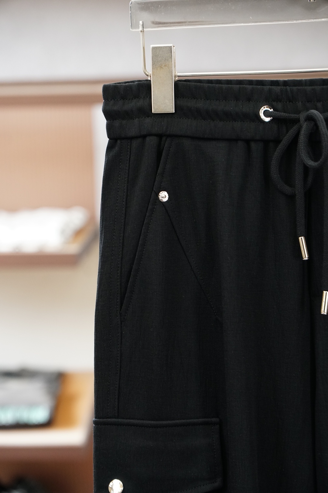 Prada普拉达/2026早春直筒裤🌟🌟男士精品休闲裤.意大利🇮🇹进口面料，最新款上身版型无敌正!绝对可