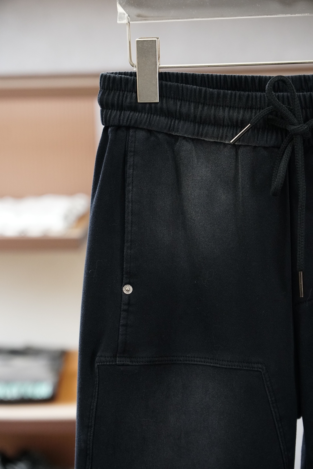 巴黎世家/2026早春直筒裤🌟🌟男士精品休闲裤.意大利🇮🇹进口面料，最新款上身版型无敌正!绝对可以闭眼收