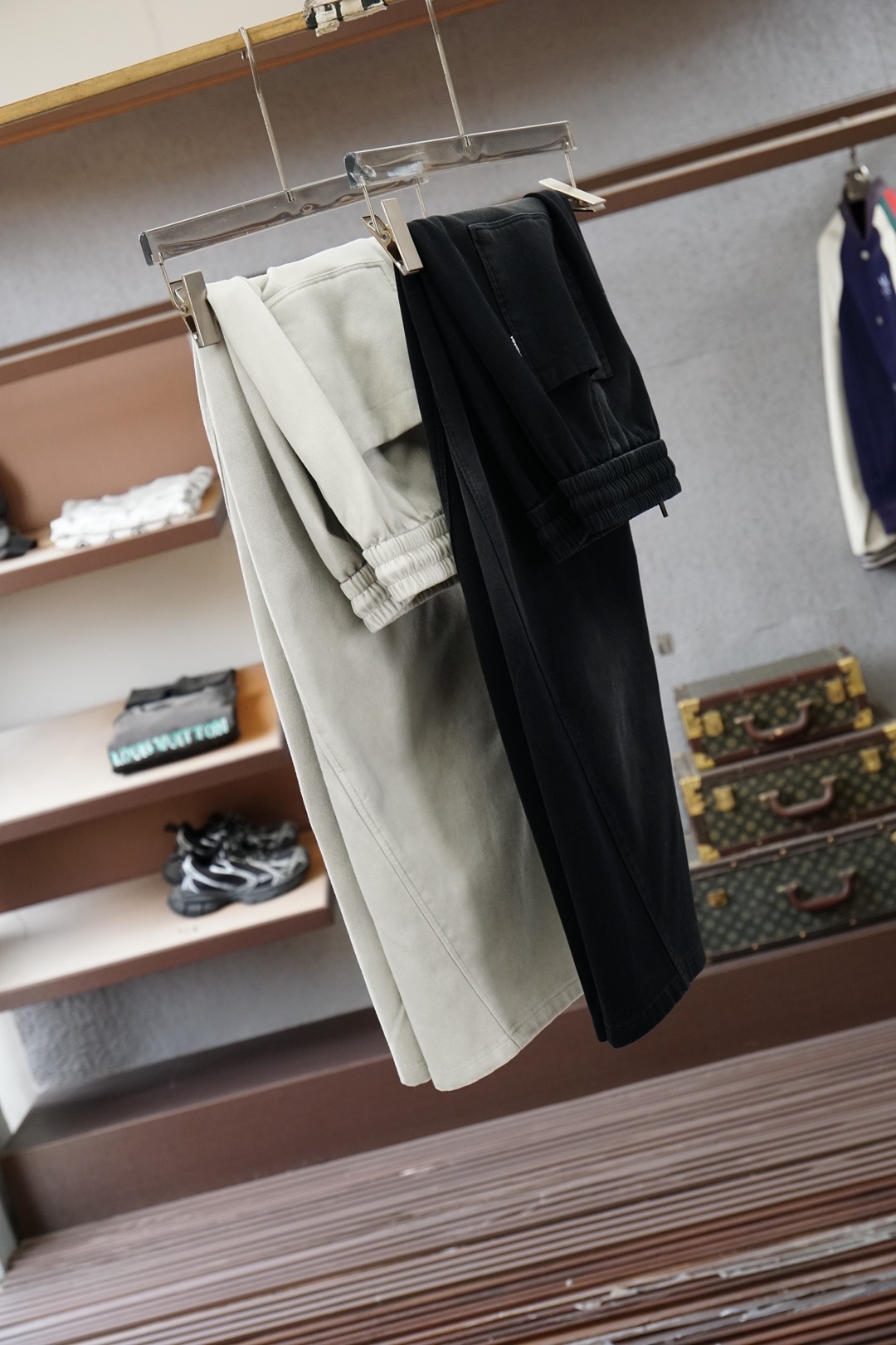 巴黎世家/2026早春直筒裤🌟🌟男士精品休闲裤.意大利🇮🇹进口面料，最新款上身版型无敌正!绝对可以闭眼收