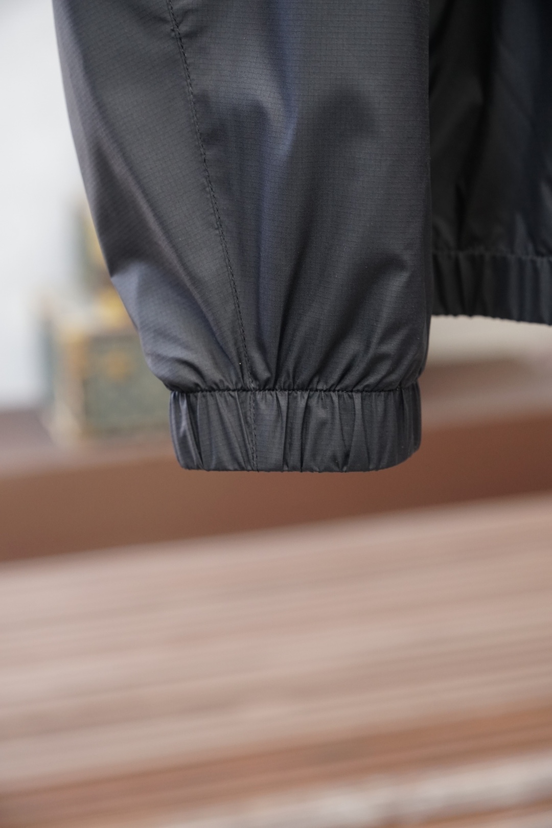 杰尼亚，2026ss春季新款夹克商务休闲立领外套全高端版本！高定专柜面料辅料，透气舒适度高，细节无可挑剔