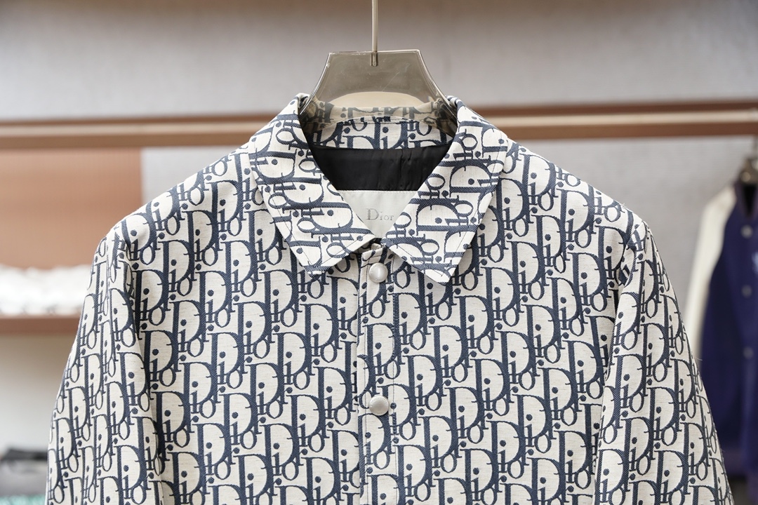 Dior迪奥/🍁2026早春新款衬衣外套🔥满身提花，慢慢时尚感，高端品质堪比正品，胸前进口顶极高密度朱地