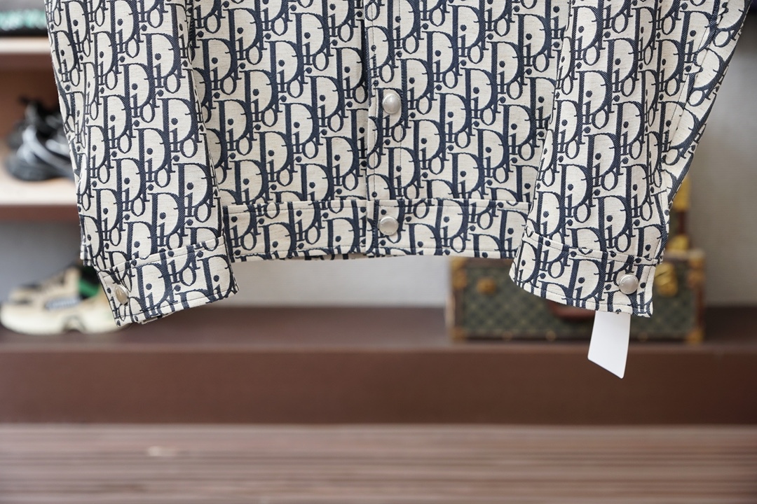 Dior迪奥/🍁2026早春新款衬衣外套🔥满身提花，慢慢时尚感，高端品质堪比正品，胸前进口顶极高密度朱地