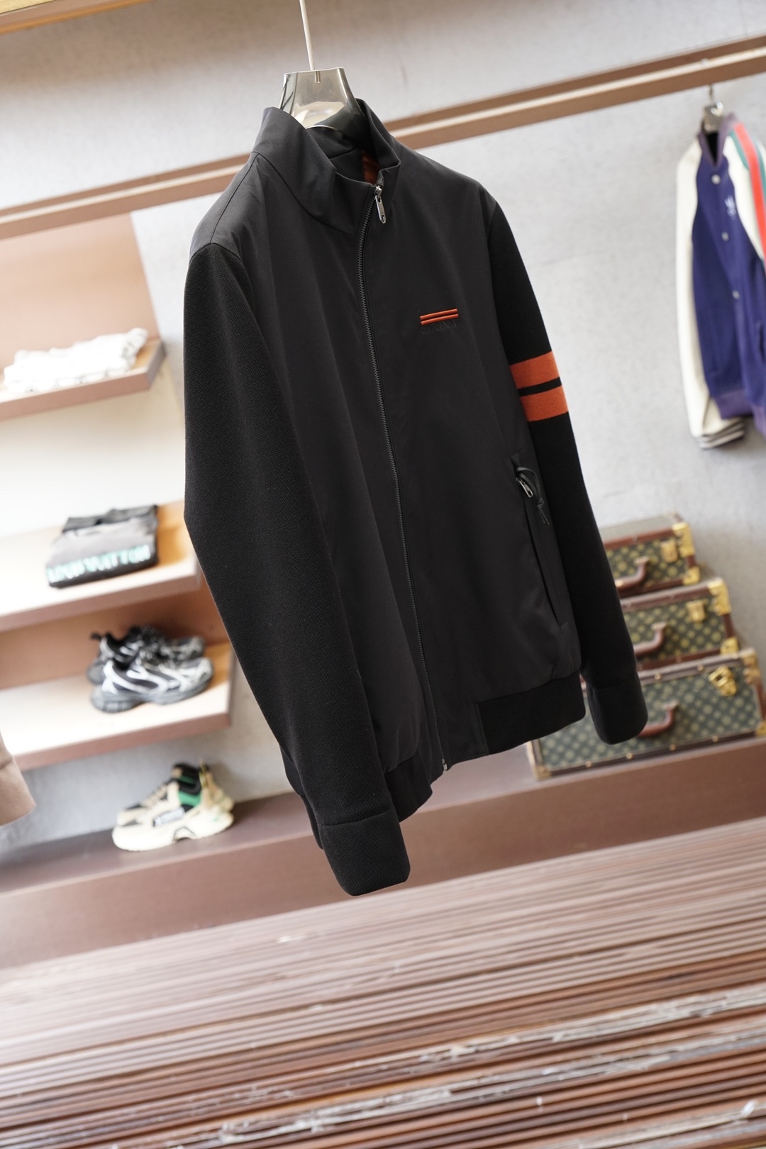 杰尼亚，🧐👁️2026」SS新品火爆上市💜💟质量💟工艺💟设计💟剪裁💌甄选定制高端夹克 兼具柔软亲肤与抗皱