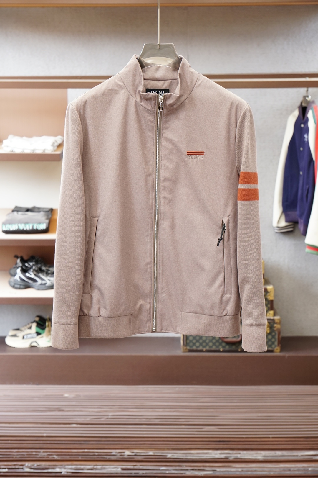 杰尼亚，🧐👁️2026」SS新品火爆上市💜💟质量💟工艺💟设计💟剪裁💌甄选定制高端夹克 兼具柔软亲肤与抗皱