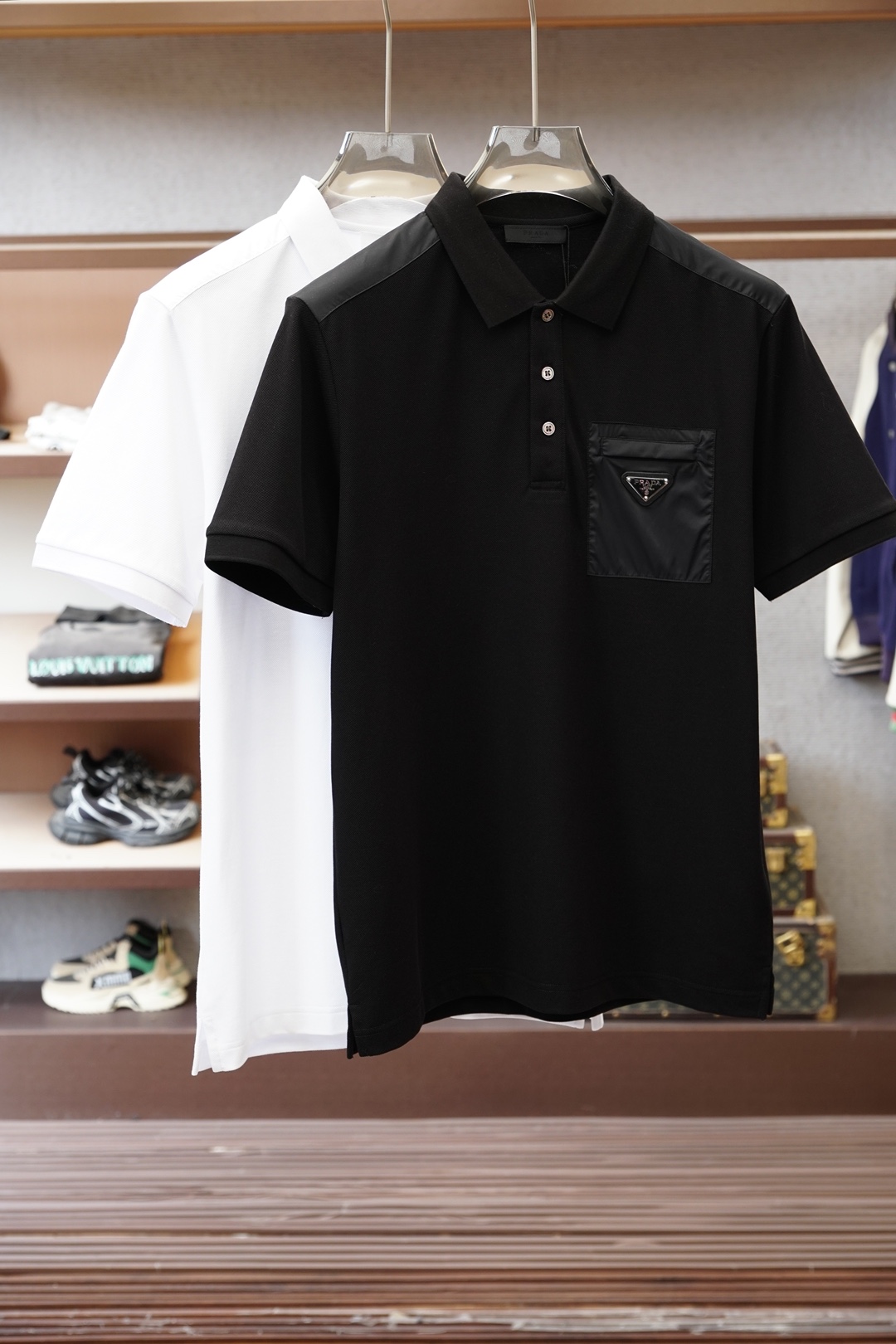 普拉达- Prada/2026ss新品上线🔥🔥🔥双面珠地Polo衫｜双面质感的高阶型格采用双面珠地面料，