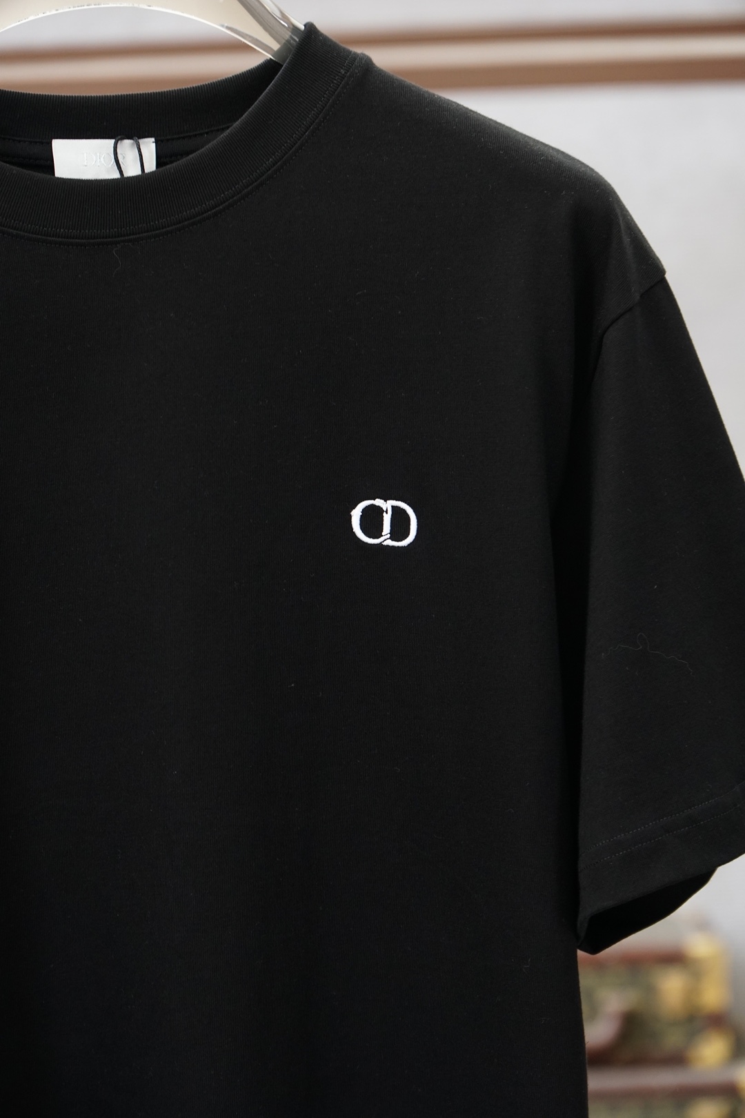 Dior迪奥-纯色刺绣圆领短袖T恤正品9030购入开发，80支双股精梳棉，1*1索罗娜罗纹，刺绣布匹酵洗