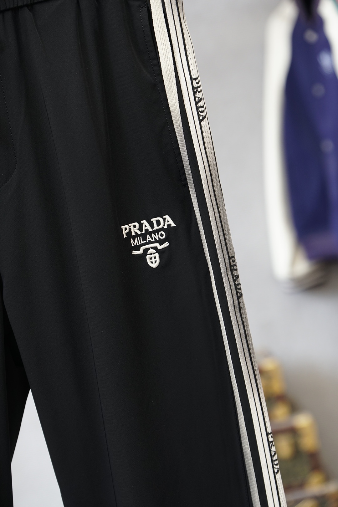 Prada普拉达/2026早春直筒裤🌟🌟男士精品休闲裤.意大利🇮🇹进口面料，最新款上身版型无敌正!绝对可