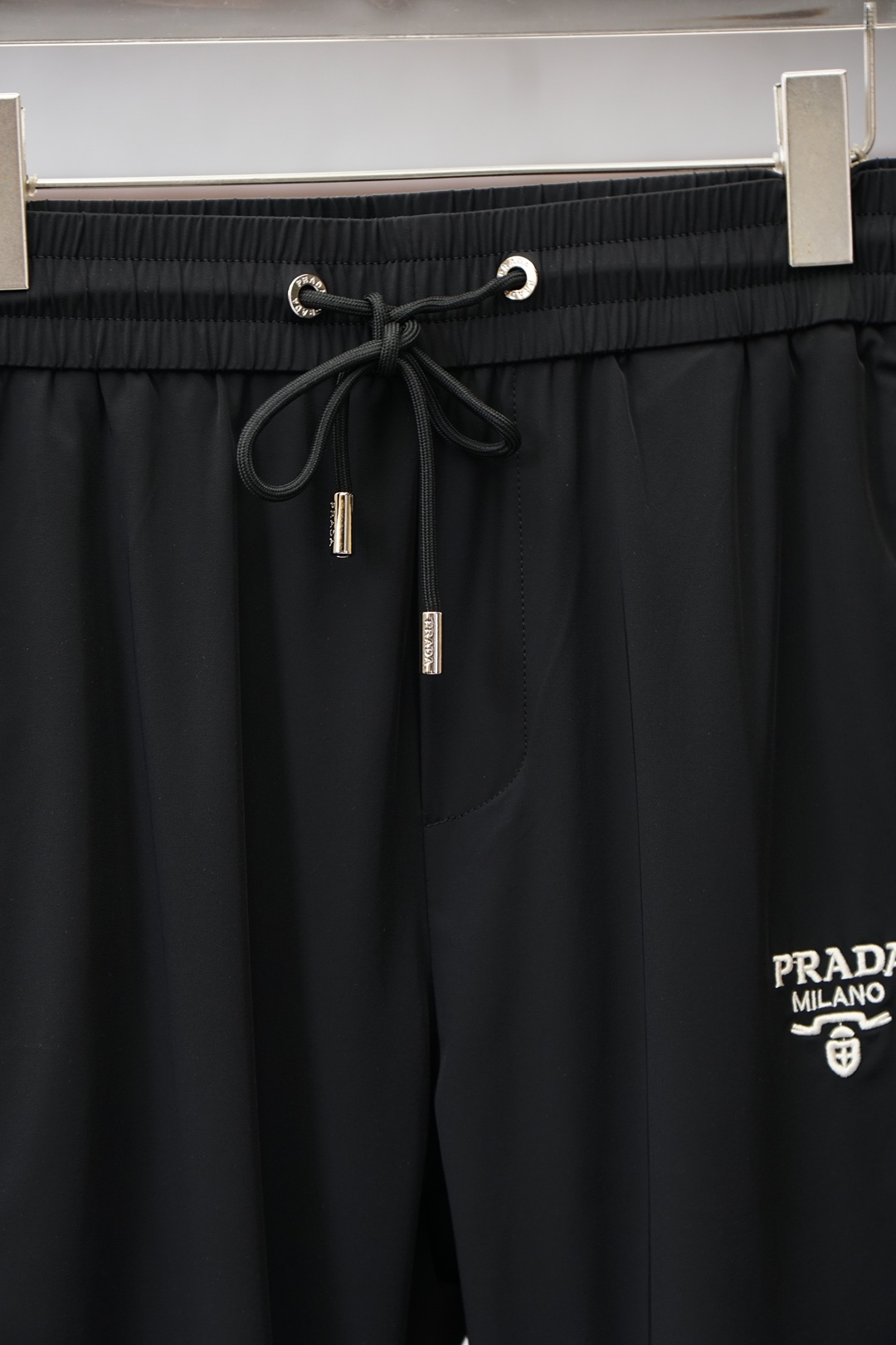 Prada普拉达/2026早春直筒裤🌟🌟男士精品休闲裤.意大利🇮🇹进口面料，最新款上身版型无敌正!绝对可