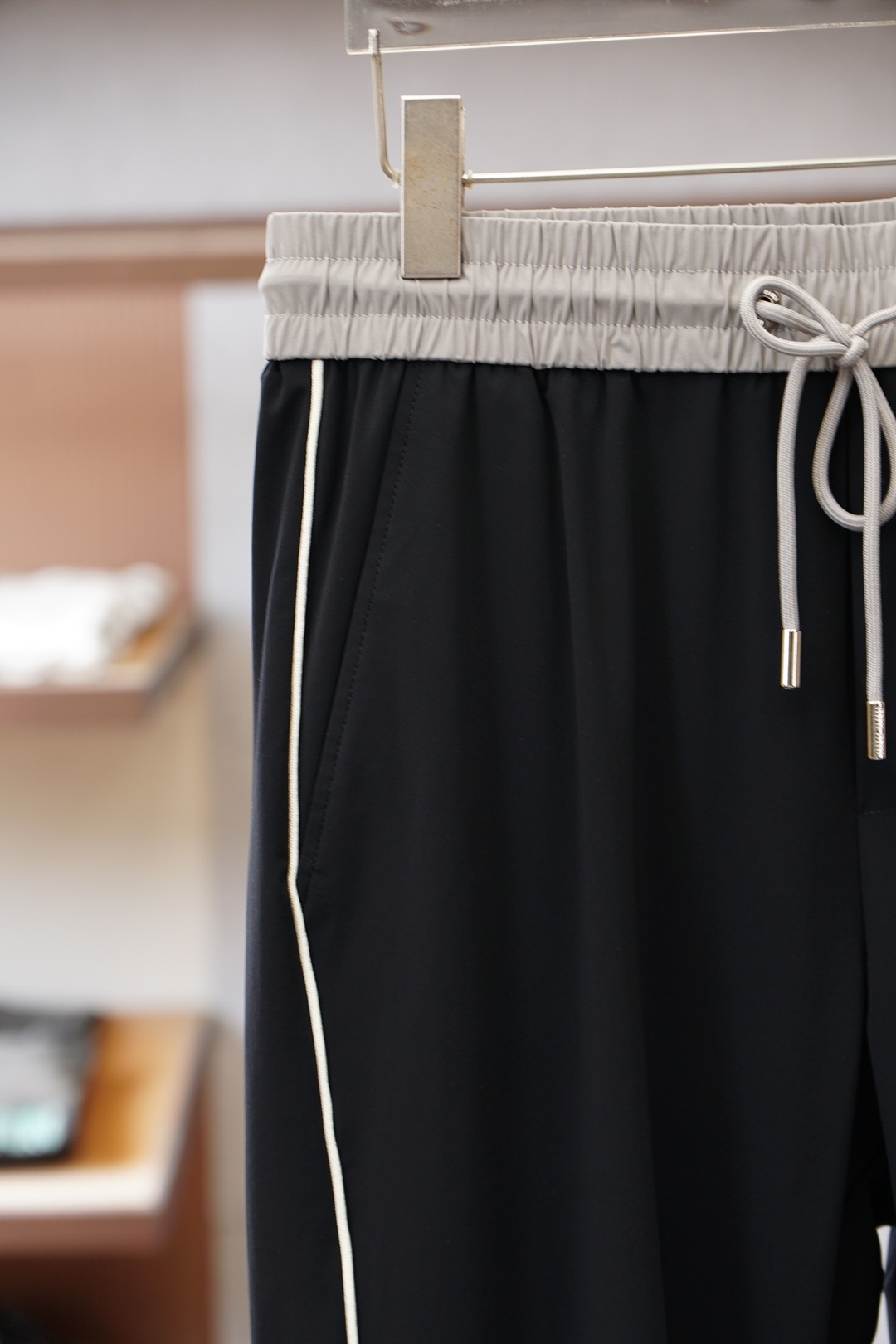 Miu Miu-2026早春直筒裤🌟🌟男士精品休闲裤.意大利🇮🇹进口面料，最新款上身版型无敌正!绝对可以