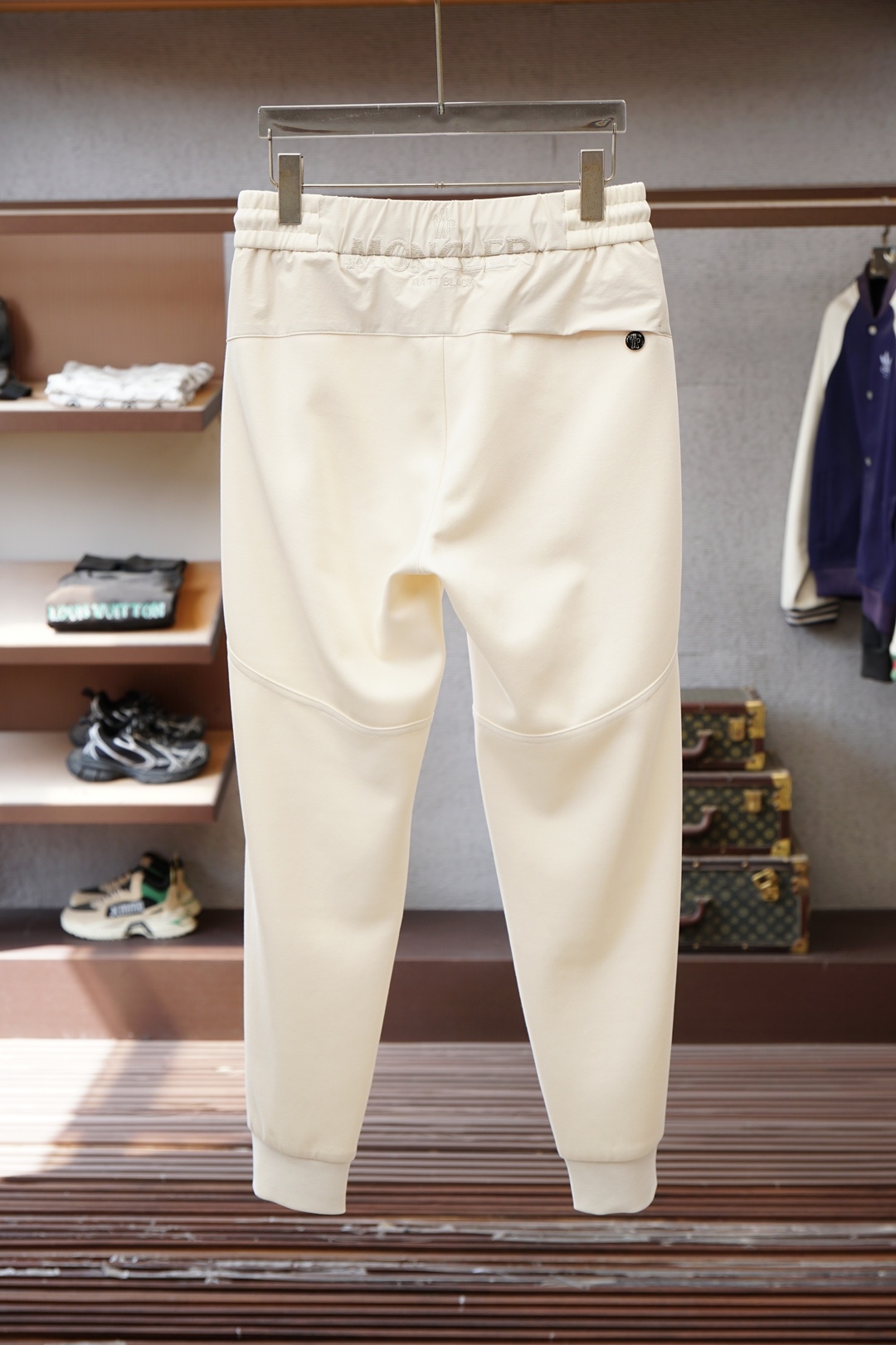 蒙口/2026早春直束脚裤🌟🌟男士精品休闲裤.意大利🇮🇹进口面料，最新款上身版型无敌正!绝对可以闭眼收的
