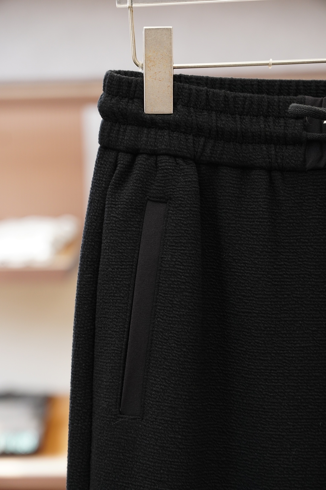 Prada普拉达-2026早春直筒裤🌟🌟男士精品休闲裤.意大利🇮🇹进口面料，最新款上身版型无敌正!绝对可