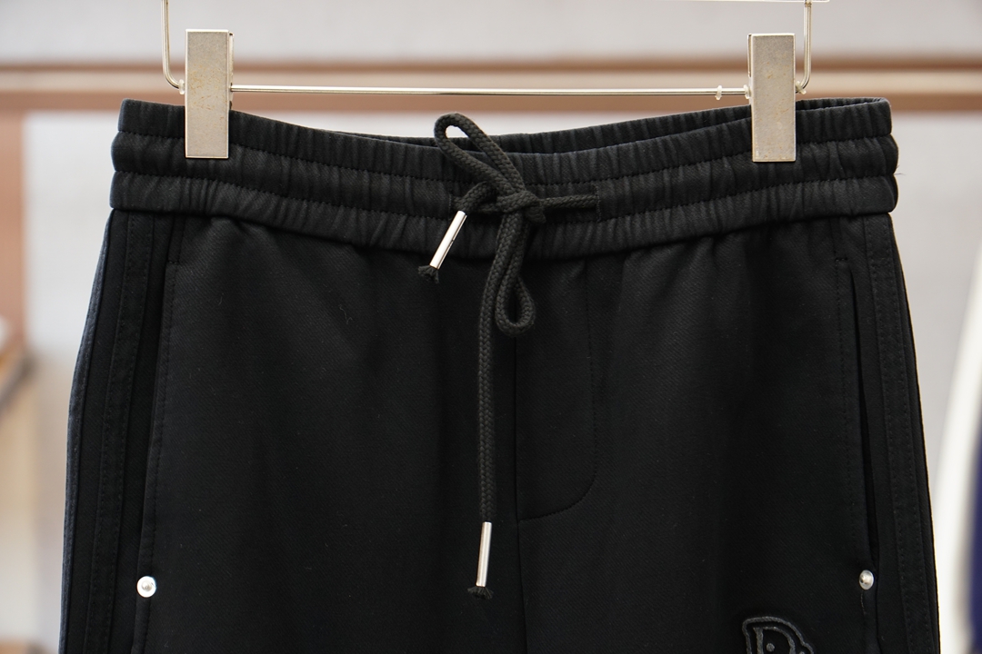 Dior迪奥/2026早春直筒裤🌟🌟男士精品休闲裤.意大利🇮🇹进口面料，最新款上身版型无敌正!绝对可以闭