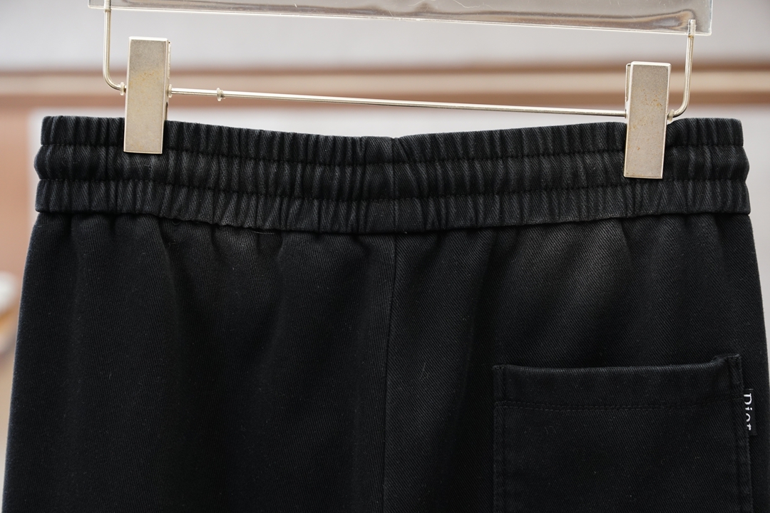 Dior迪奥/2026早春直筒裤🌟🌟男士精品休闲裤.意大利🇮🇹进口面料，最新款上身版型无敌正!绝对可以闭