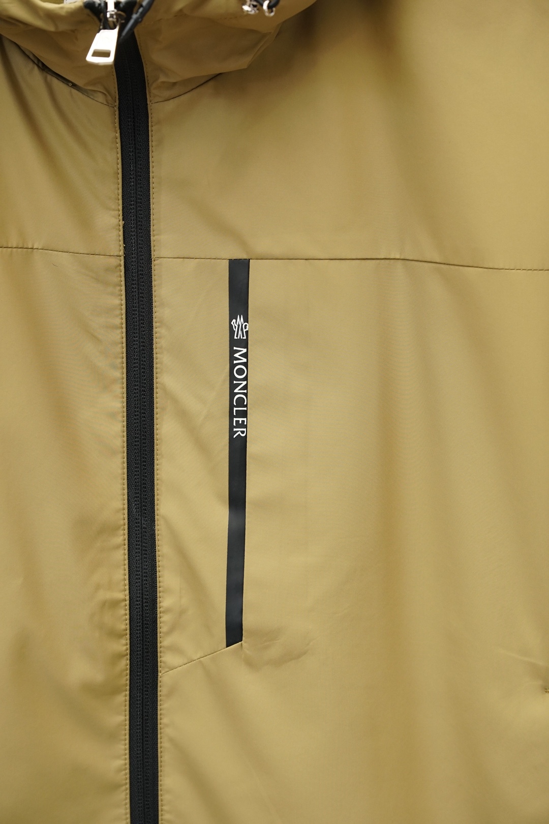 蒙口💜「2026」SS新品火爆上市💜💟质量💟工艺💟设计💟剪裁💌甄选定制高端夹克 兼具柔软亲肤与抗皱质感 