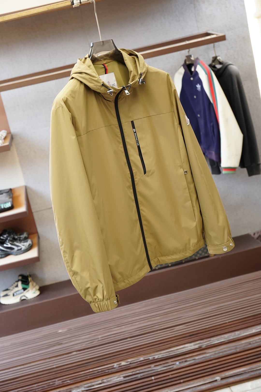 蒙口💜「2026」SS新品火爆上市💜💟质量💟工艺💟设计💟剪裁💌甄选定制高端夹克 兼具柔软亲肤与抗皱质感 