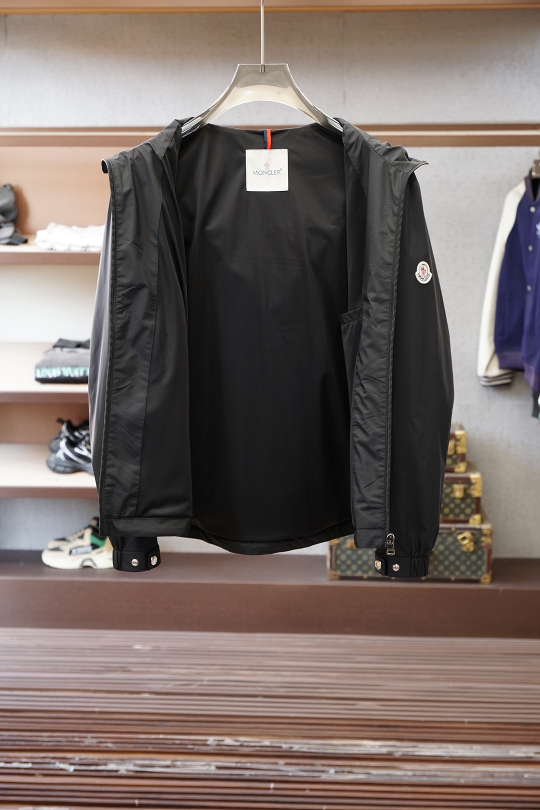 蒙口💜「2026」SS新品火爆上市💜💟质量💟工艺💟设计💟剪裁💌甄选定制高端夹克 兼具柔软亲肤与抗皱质感 