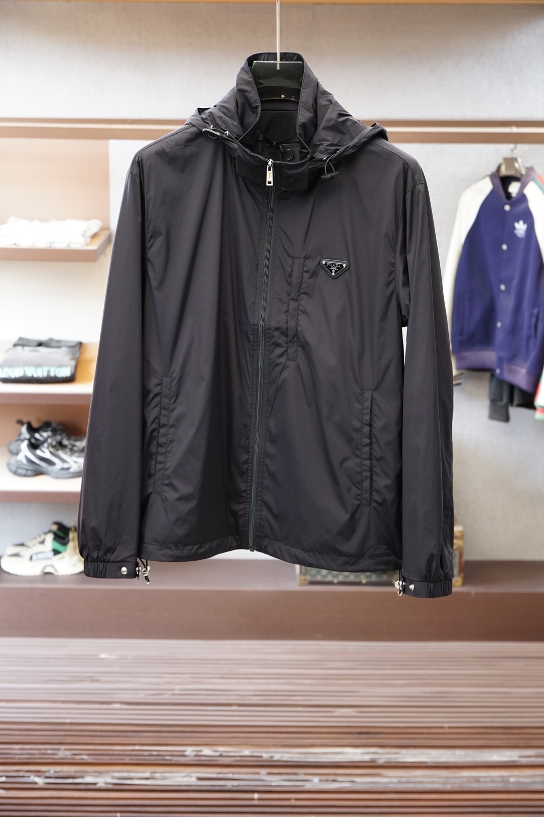 Prada普拉达/💜「2026」SS新品火爆上市💜💟质量💟工艺💟设计💟剪裁💌甄选定制高端夹克 兼具柔软亲