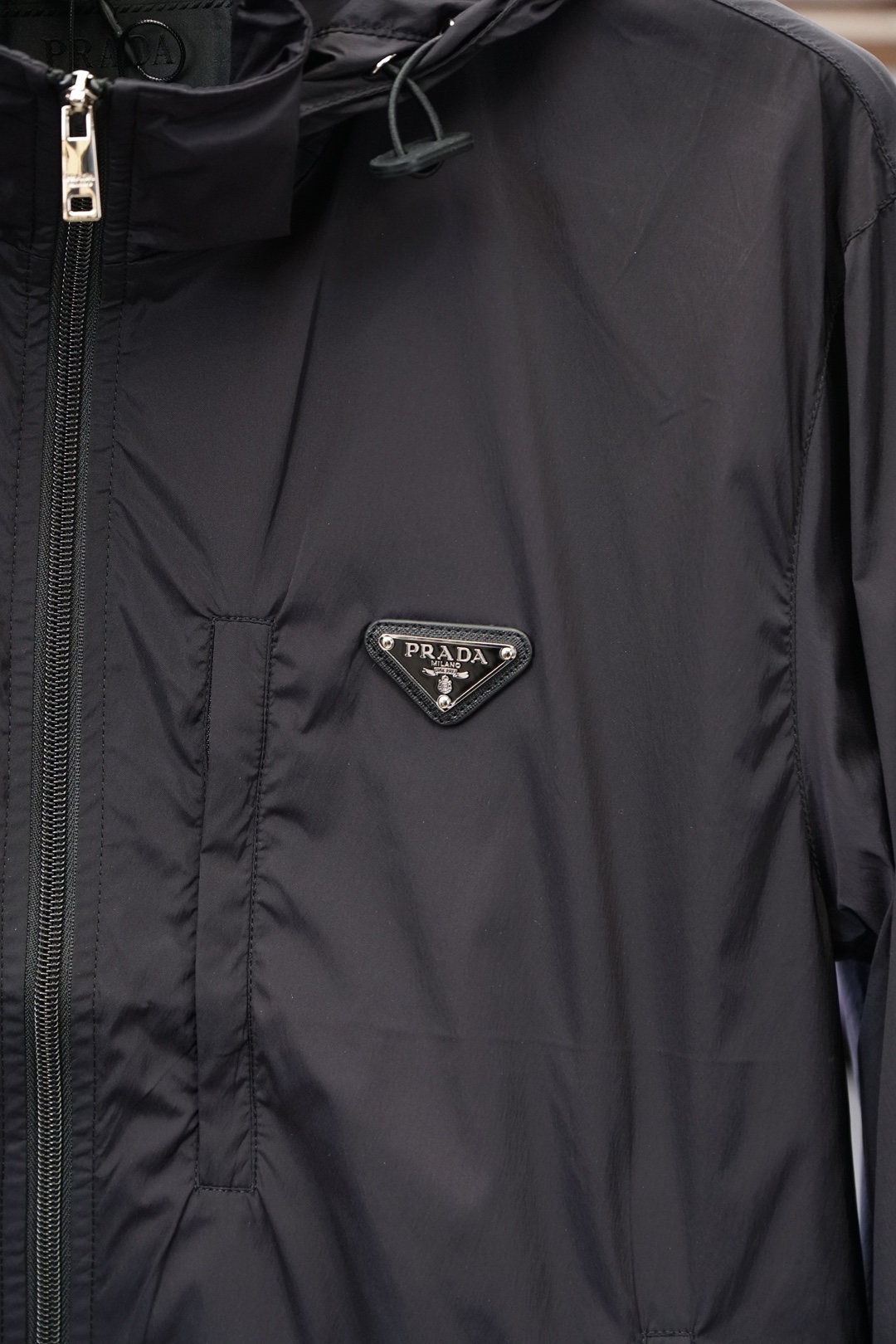 Prada普拉达/💜「2026」SS新品火爆上市💜💟质量💟工艺💟设计💟剪裁💌甄选定制高端夹克 兼具柔软亲