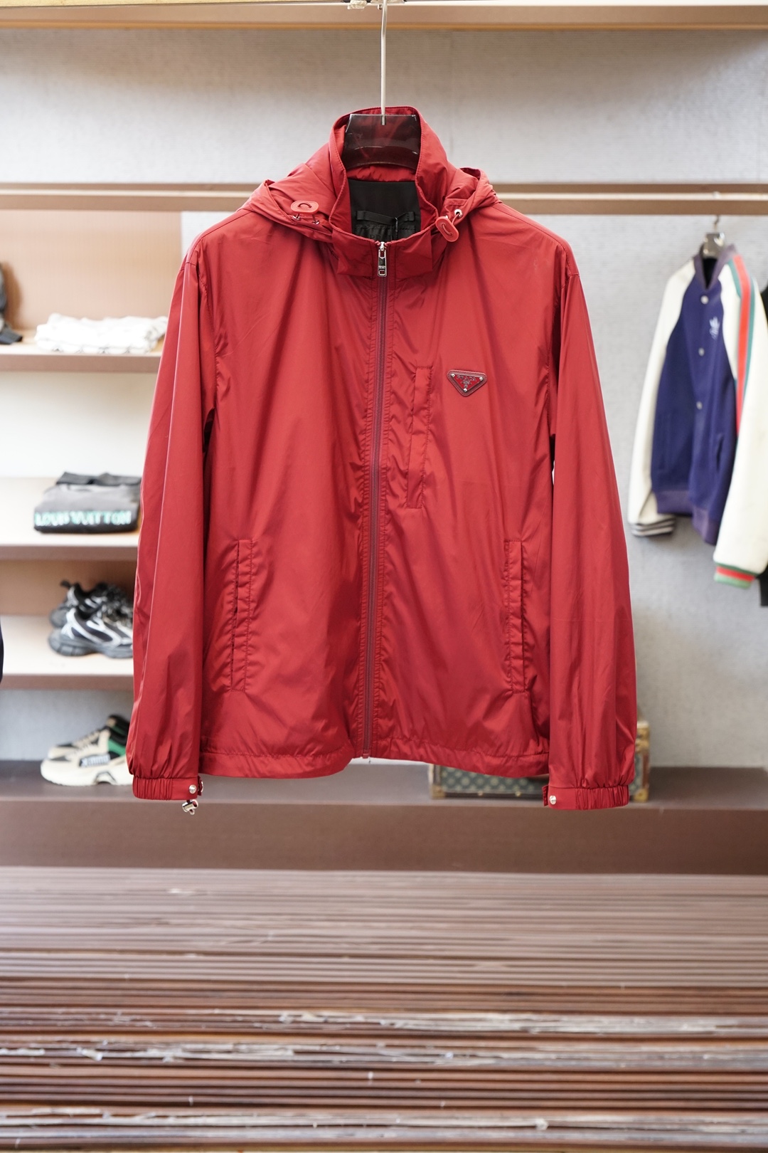 Prada普拉达/💜「2026」SS新品火爆上市💜💟质量💟工艺💟设计💟剪裁💌甄选定制高端夹克 兼具柔软亲