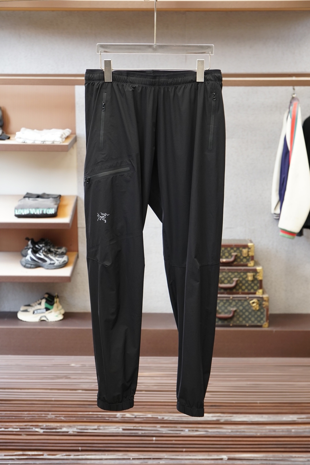 始祖鸟-原版1.1顶级原单，出入专柜毫无压力，2026春夏薄款新品🎉休闲：奢华经典品牌刺绣LOGO设计！