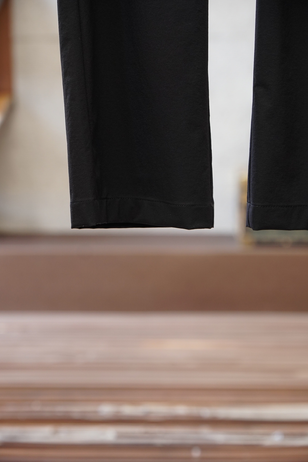 普拉达-原版1.1顶级原单，出入专柜毫无压力，2026秋冬新品🎉休闲裤，奢华经典品牌LOGO设计！松紧腰