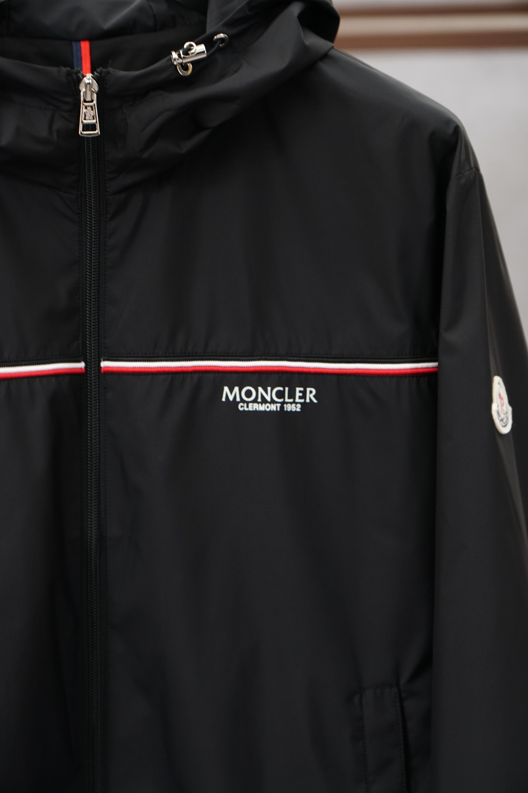 蒙口💜「2026」SS新品火爆上市💜💟质量💟工艺💟设计💟剪裁💌甄选定制高端夹克 兼具柔软亲肤与抗皱质感 