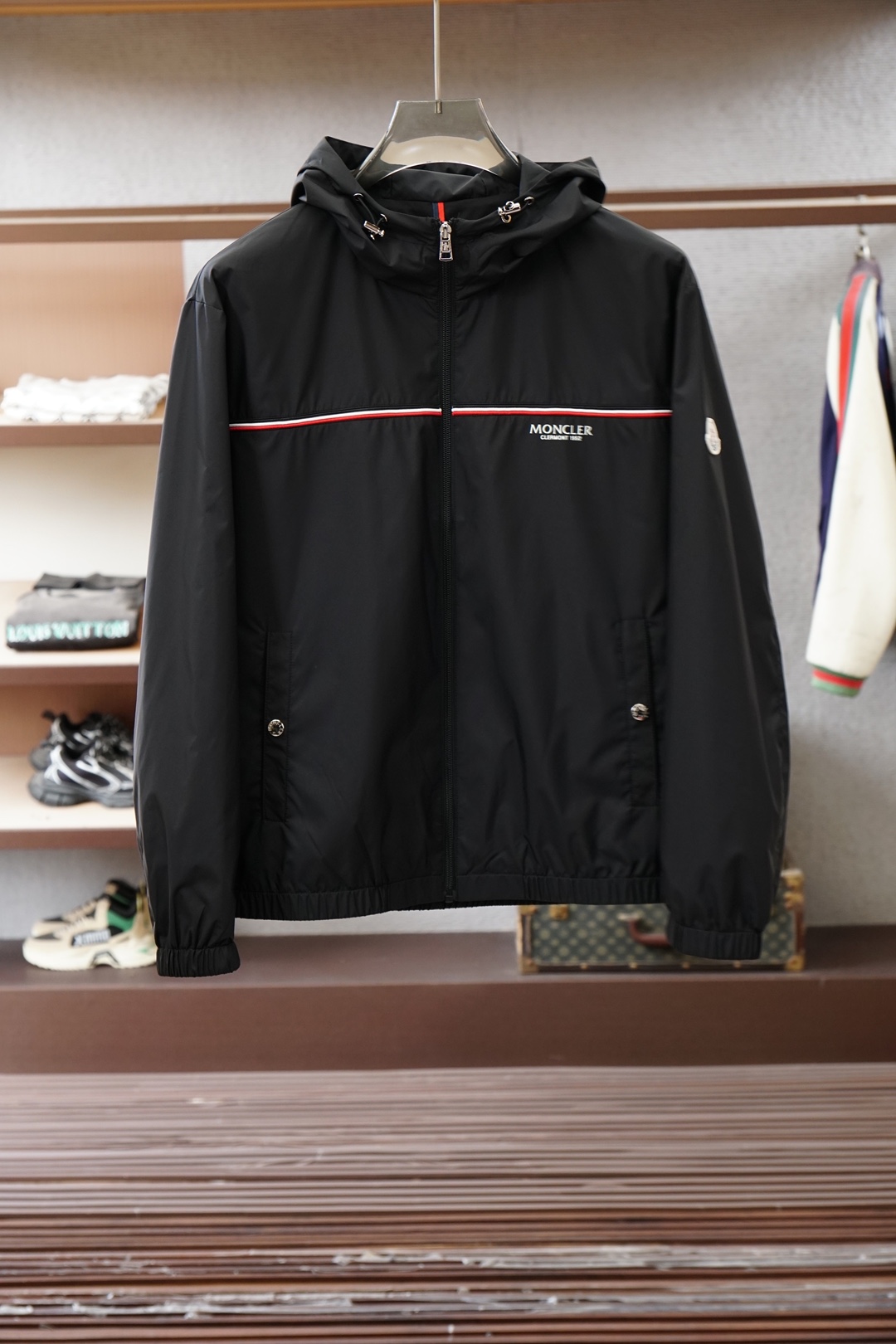 蒙口💜「2026」SS新品火爆上市💜💟质量💟工艺💟设计💟剪裁💌甄选定制高端夹克 兼具柔软亲肤与抗皱质感 