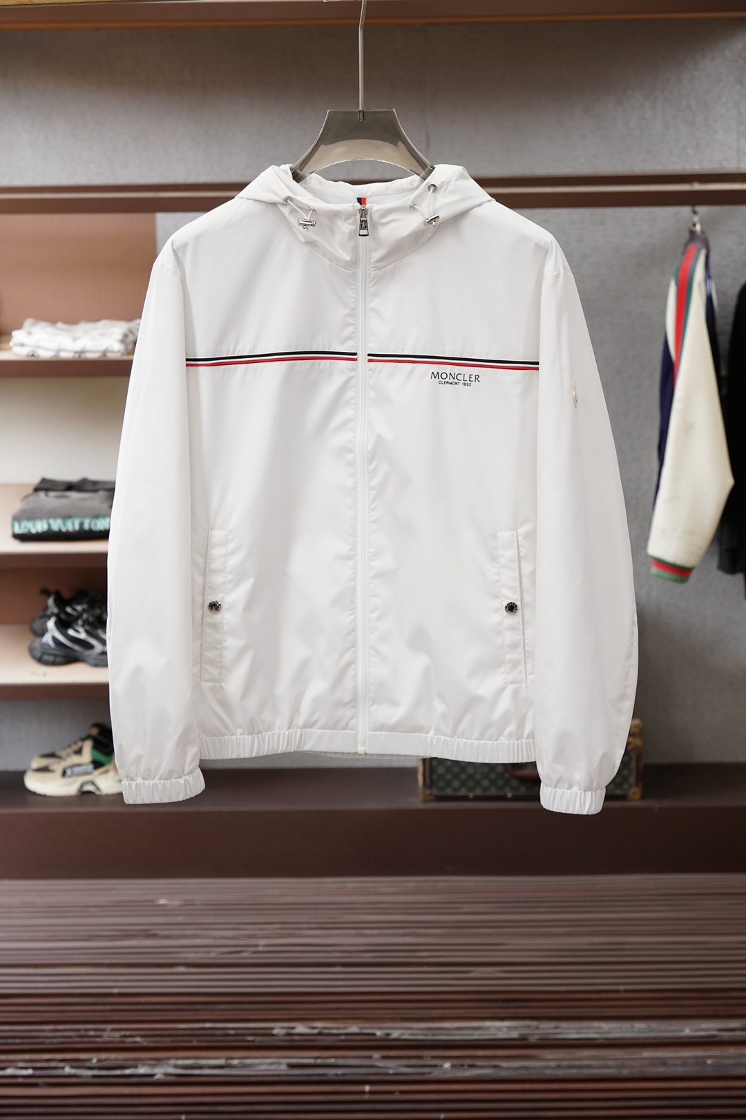 蒙口💜「2026」SS新品火爆上市💜💟质量💟工艺💟设计💟剪裁💌甄选定制高端夹克 兼具柔软亲肤与抗皱质感 