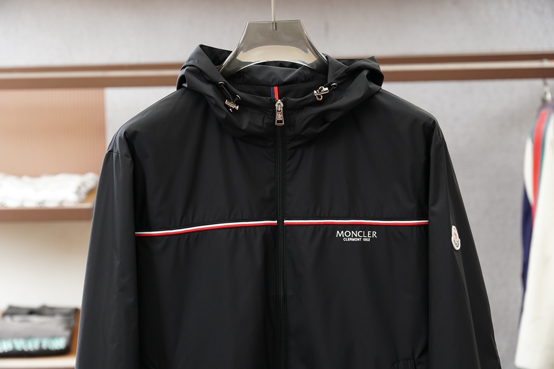 蒙口💜「2026」SS新品火爆上市💜💟质量💟工艺💟设计💟剪裁💌甄选定制高端夹克 兼具柔软亲肤与抗皱质感 