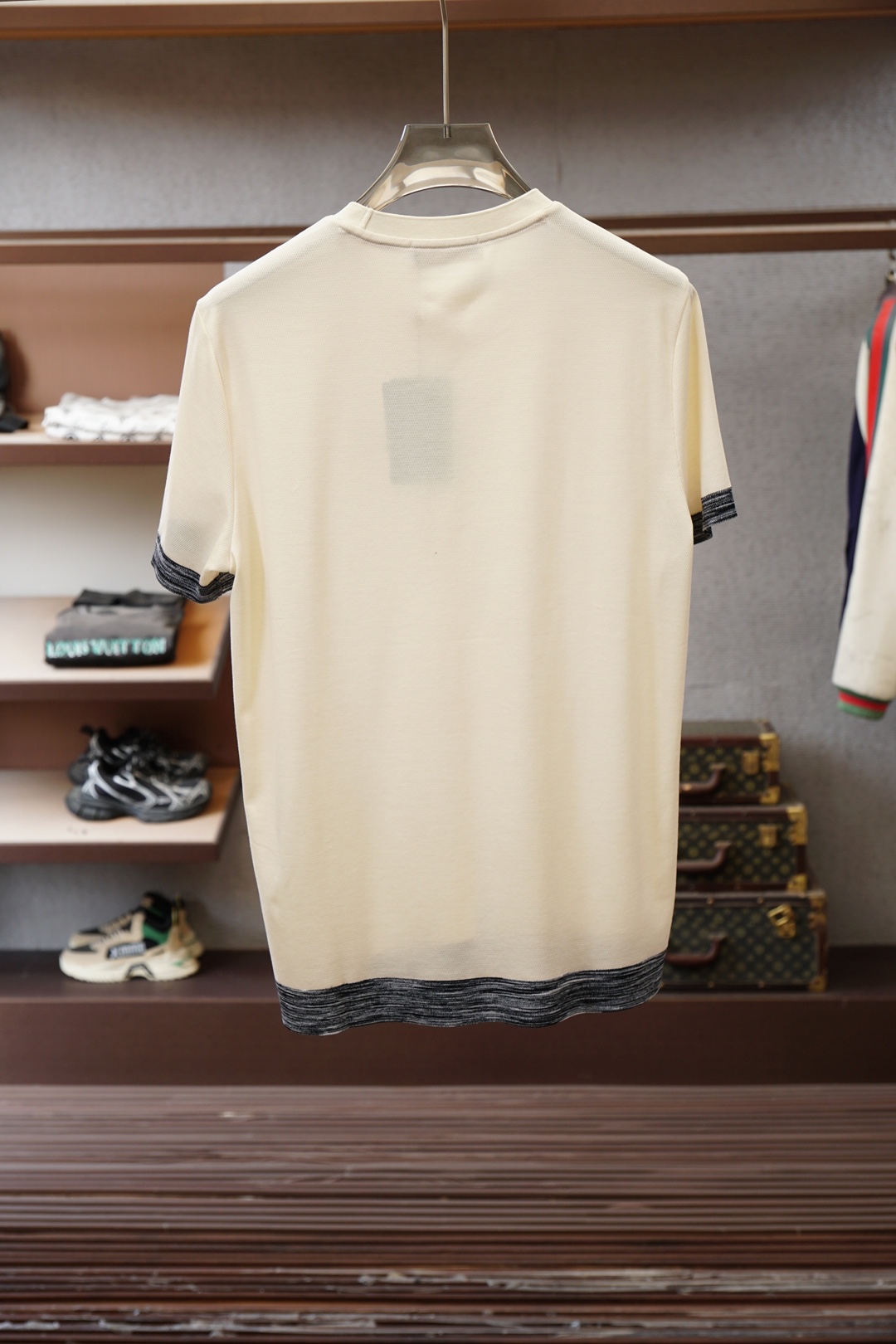 Loro piana-2026新款；春夏新款短袖，面料控必入款-采用进口高密度皮专柜定制丝光朱地/质地温