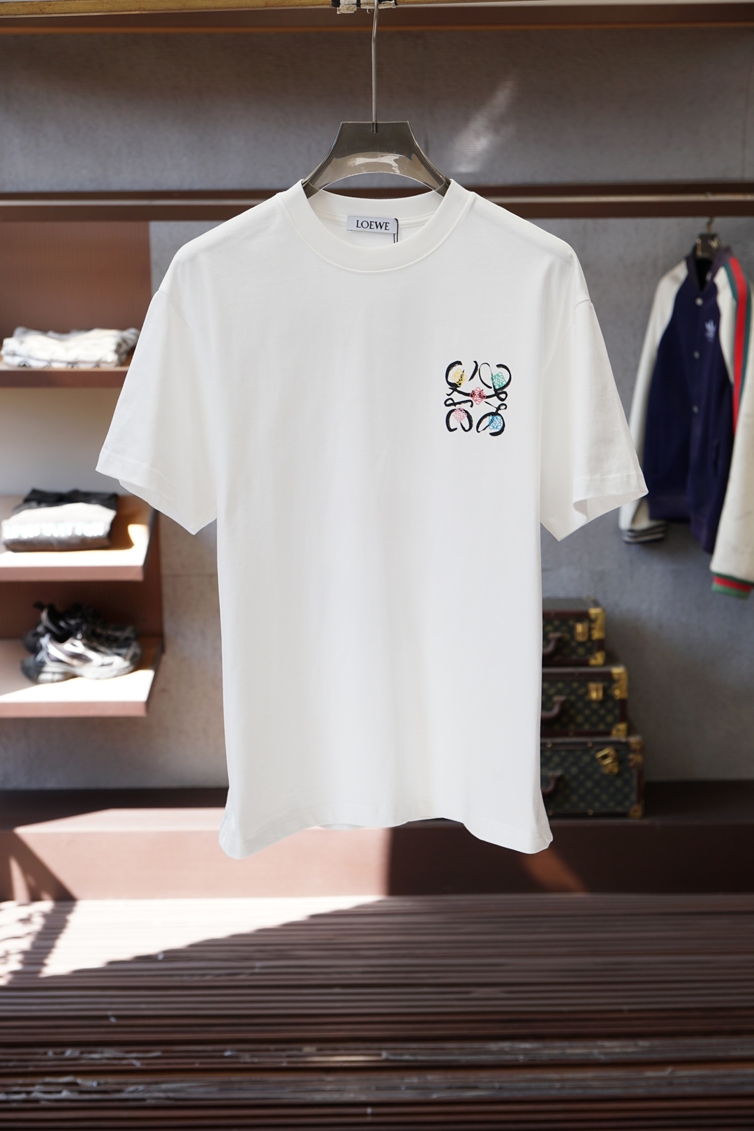 Loewe罗意威/2026春夏新款首发专柜最新款短袖圆领T恤 高端订制 设计前卫时尚！品牌logo重工艺