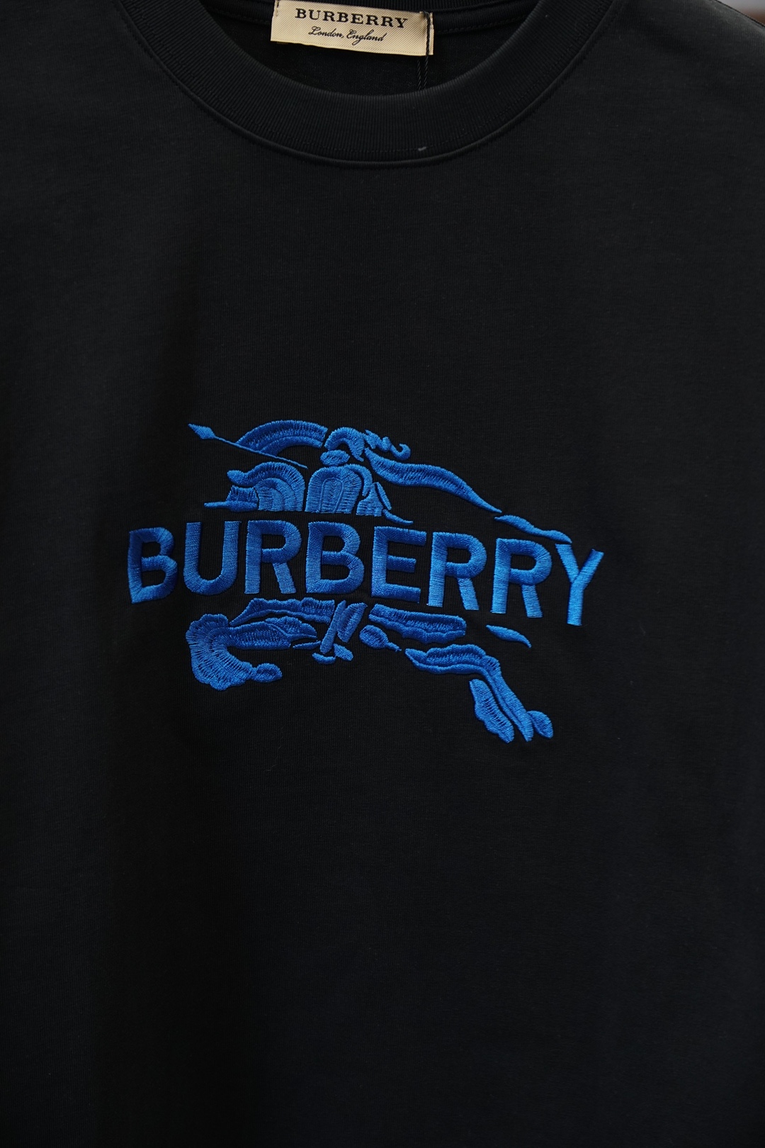 BBR巴宝莉-2026春夏新款首发专柜最新款短袖圆领T恤 高端订制 设计前卫时尚！品牌logo重工艺设计