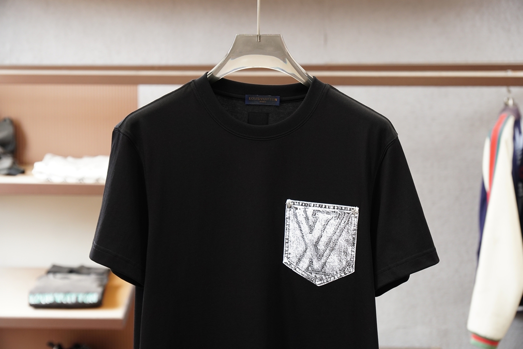 💜「2026」SS新品火爆上市💜LV💟质量💟工艺💟设计💟剪裁📮（26短袖）💌甄选定制顶级精梳棉 手感柔软