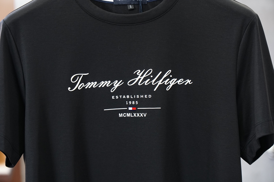 Tommy/2026早春ss系列新品🎉🎉🌷🌻😇P/男士短袖👍🏼时尚经典圆领设计！奢华品牌字母LOGO搭配