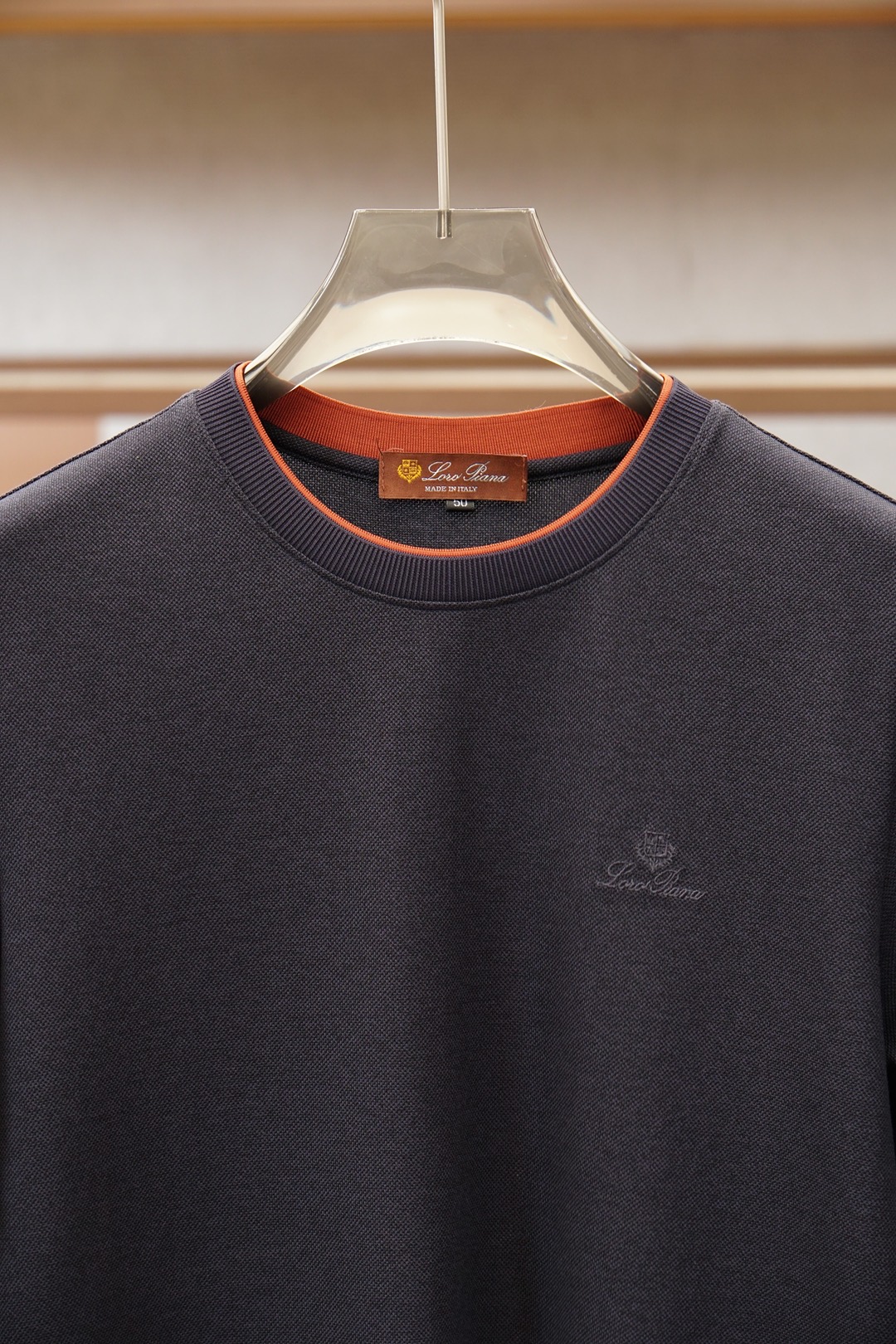 Loro Piana、意大利男士奢牌，🎆🎆❤️🍻商务顶端男士必备，进口双丝光面料，光泽感强丝滑柔顺，笔挺