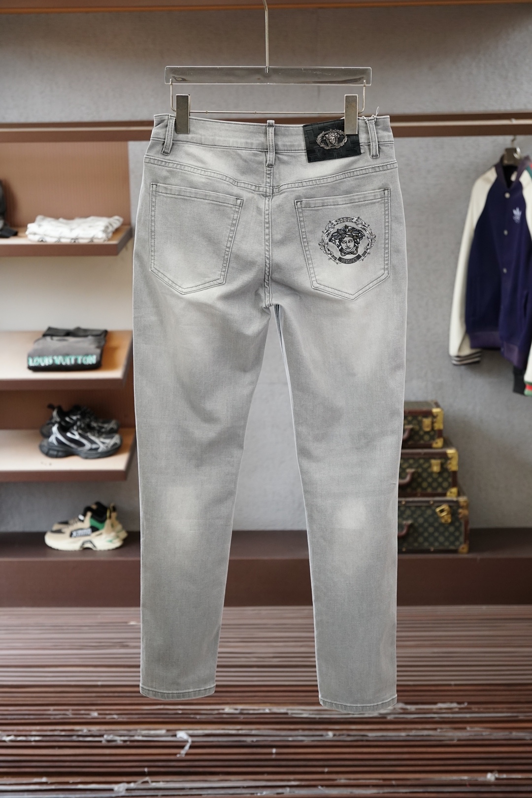 范思哲，Versace-P✨➕🛒🍟2026春夏牛仔裤微弹力臻选上等面料 后袋专柜新元素刺绣 爆赞款 帅气