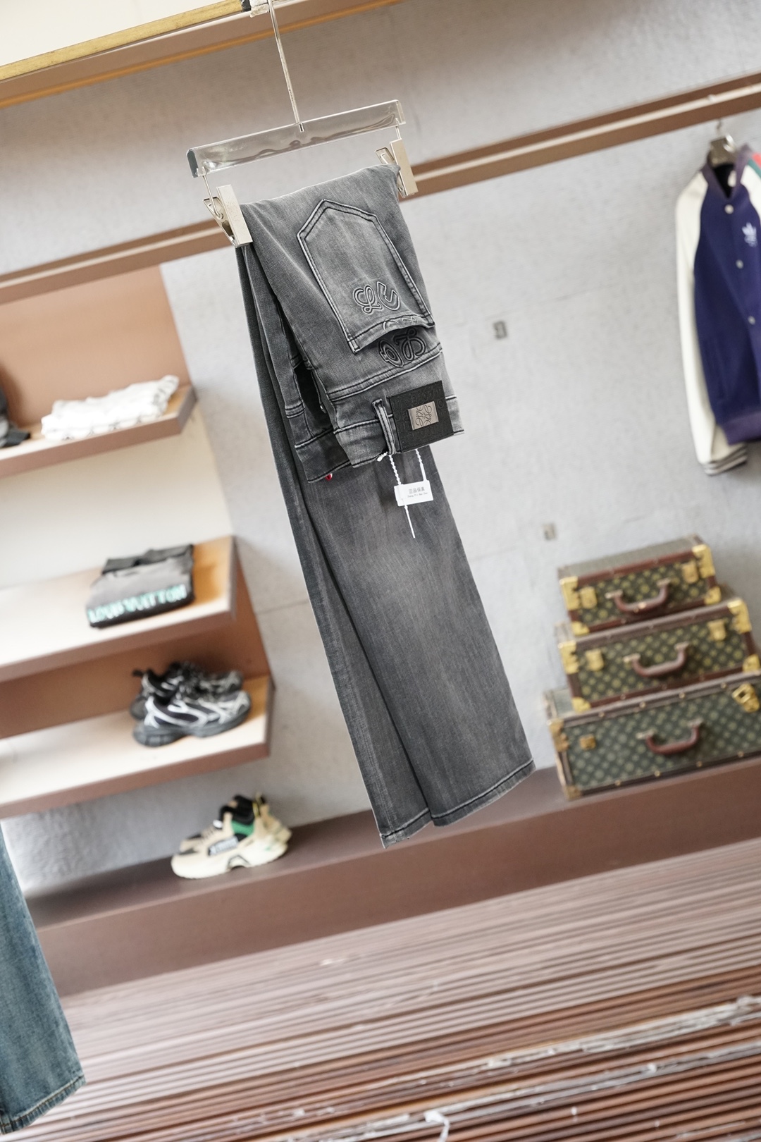 Loewe罗意威-P✨➕🛒🍟2026春夏牛仔裤微弹力臻选上等面料 后袋专柜新元素刺绣 爆赞款 帅气柔软亲