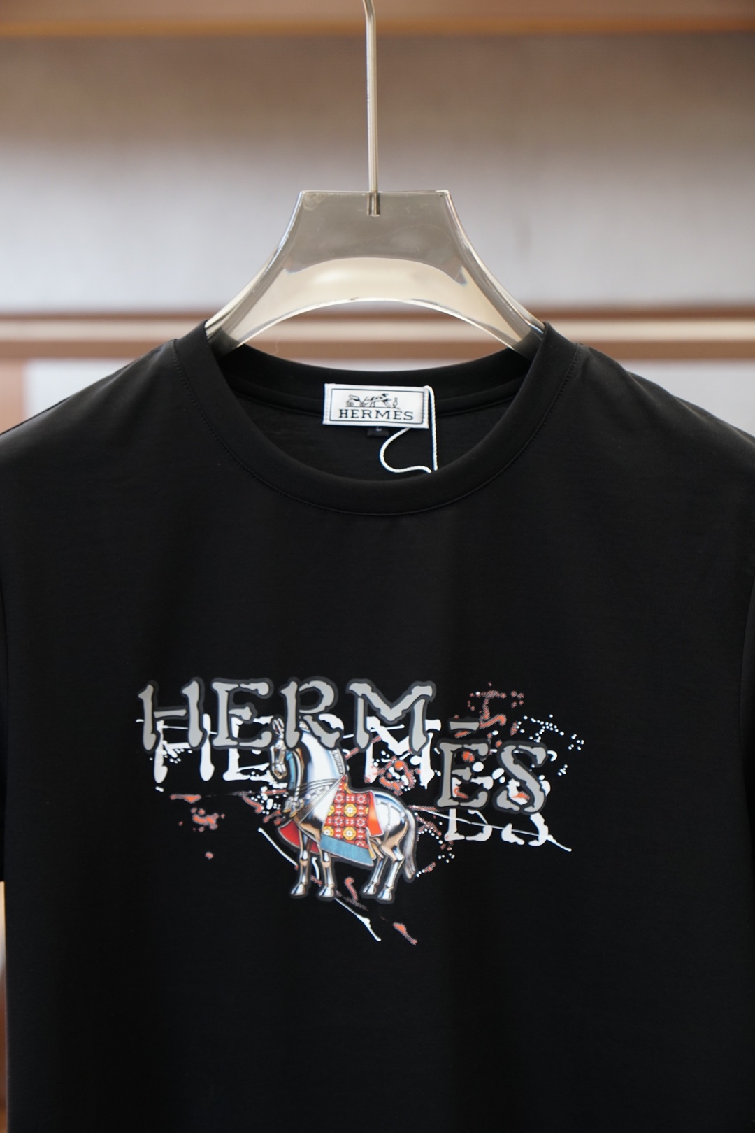 Hermes爱马仕-2026早春ss系列新品🎉🎉🌷🌻😇P/男士短袖👍🏼时尚经典圆领设计！奢华品牌字母LO